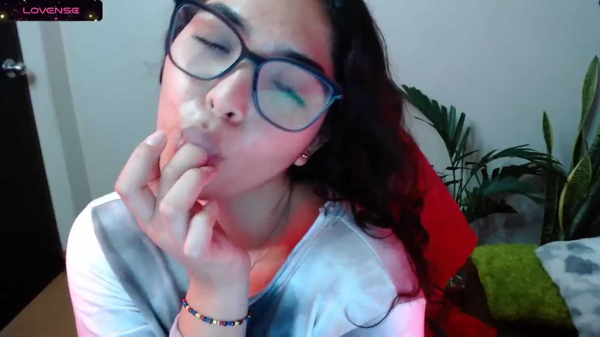 Gallery image thumbnail from Ariagaleo's myfreecams stream on, 11/03/2023, 20:50 image 7 of 20
