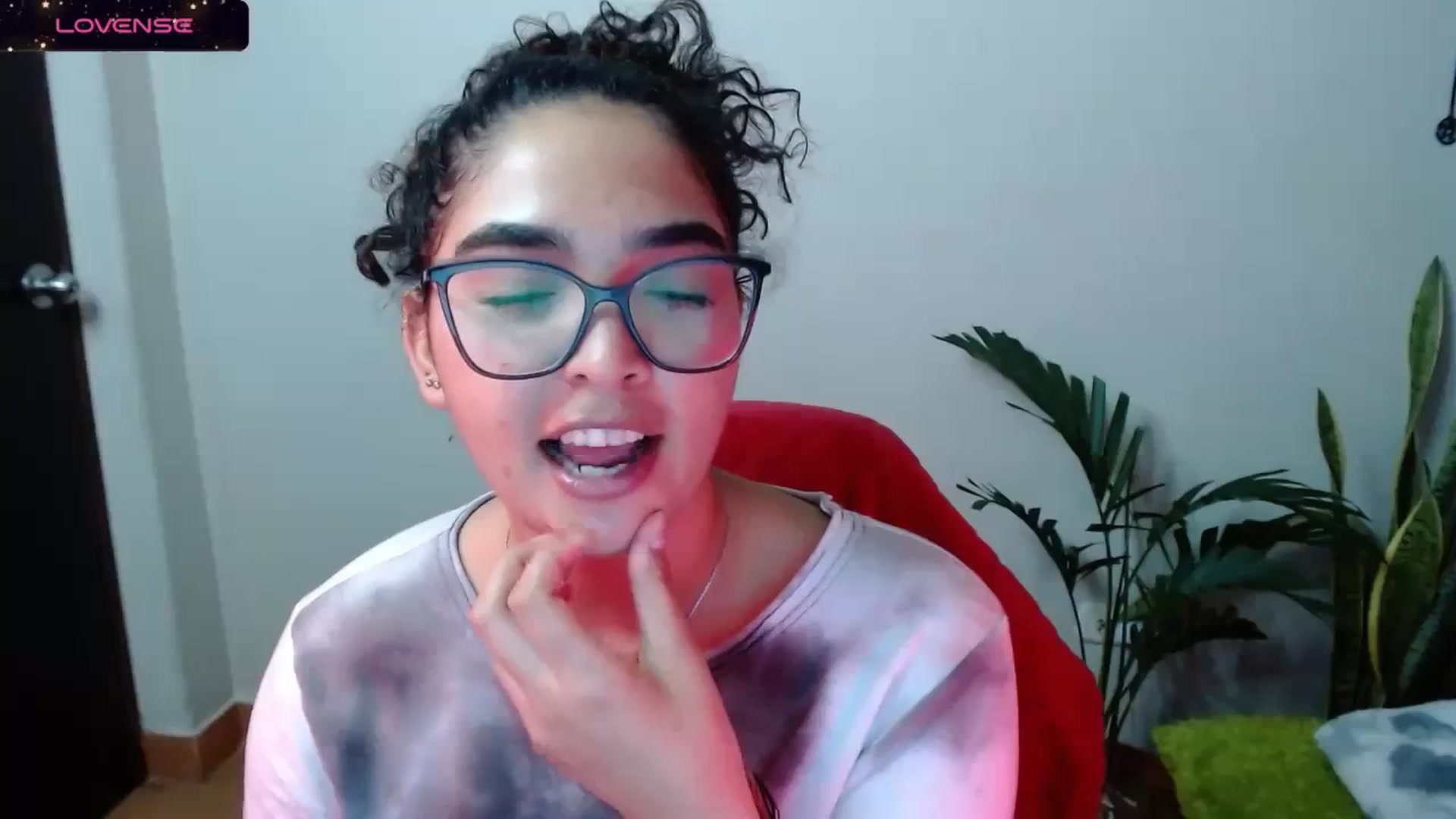 Gallery image thumbnail from Ariagaleo's myfreecams stream on, 11/03/2023, 20:50 image 11 of 20