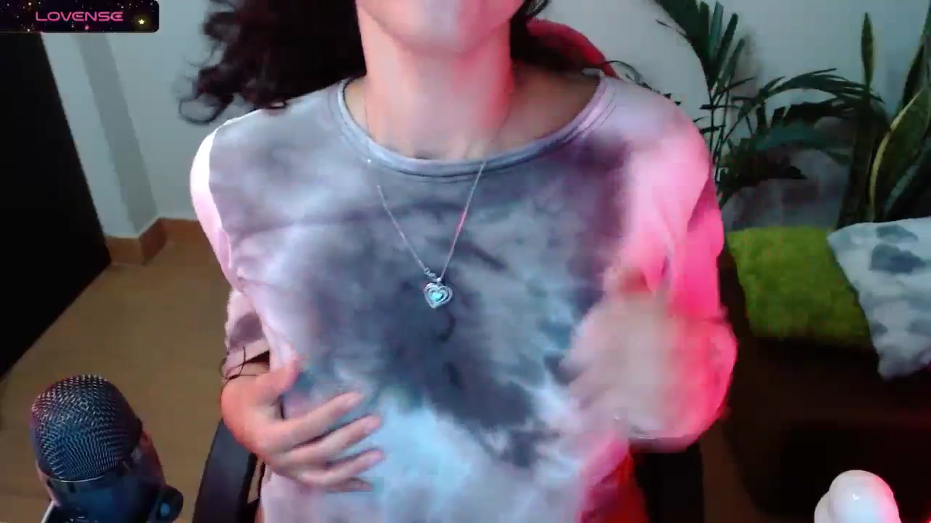 Gallery image thumbnail from Ariagaleo's myfreecams stream on, 11/03/2023, 20:50 image 8 of 20