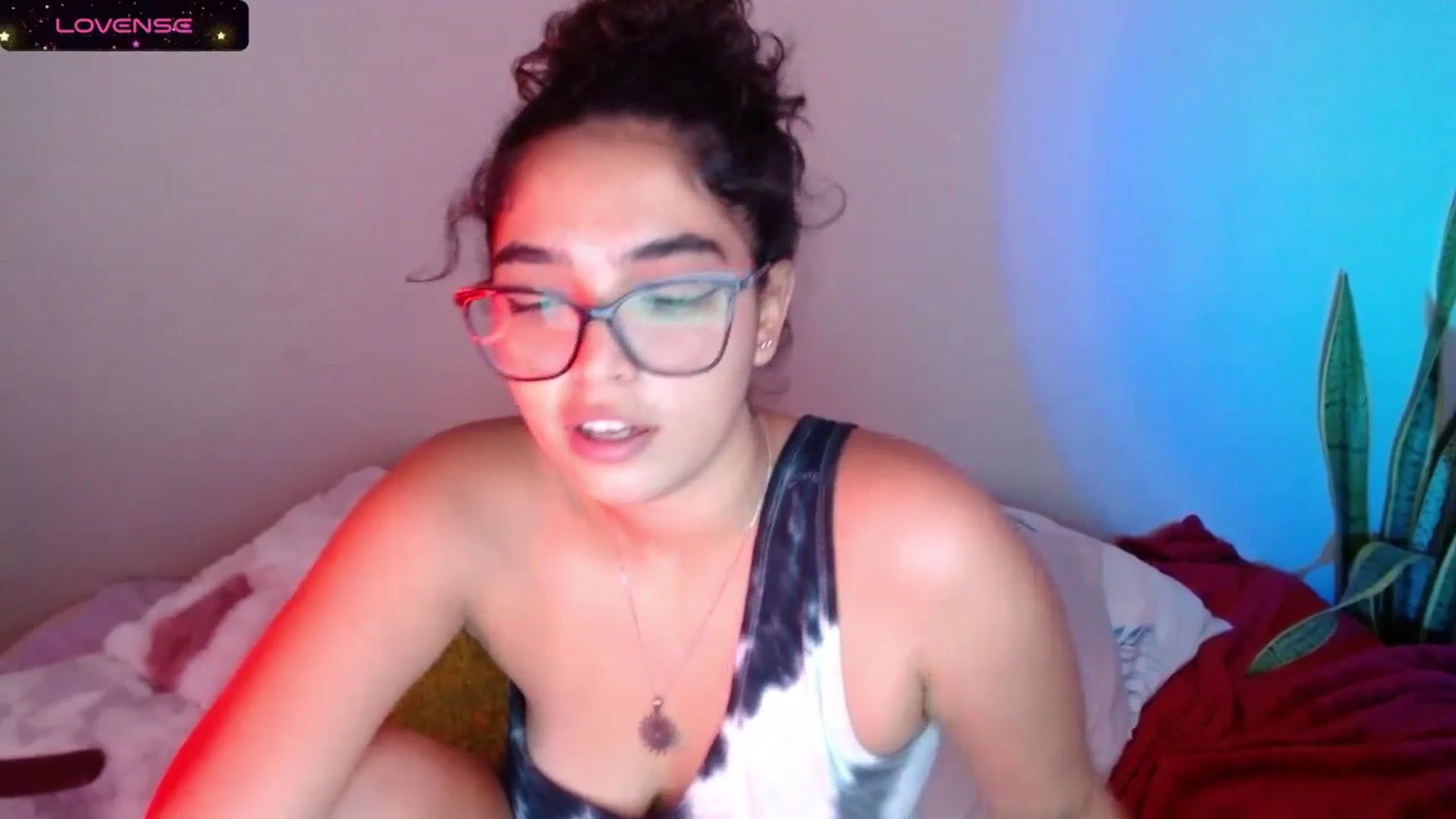 Gallery image thumbnail from Ariagaleo's myfreecams stream on, 11/08/2023, 19:56 image 19 of 20