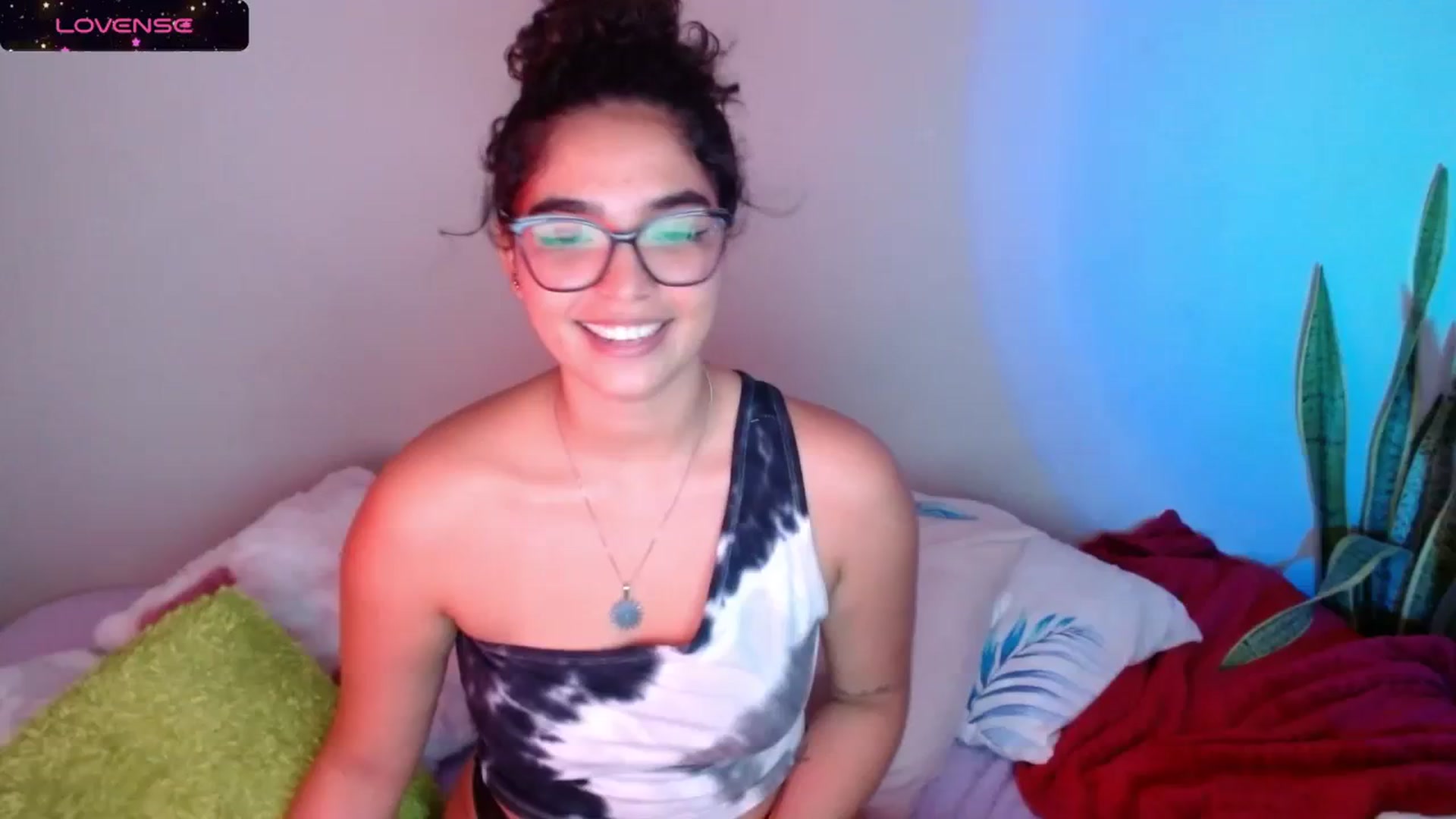 Gallery image thumbnail from Ariagaleo's myfreecams stream on, 11/08/2023, 19:56 image 1 of 20