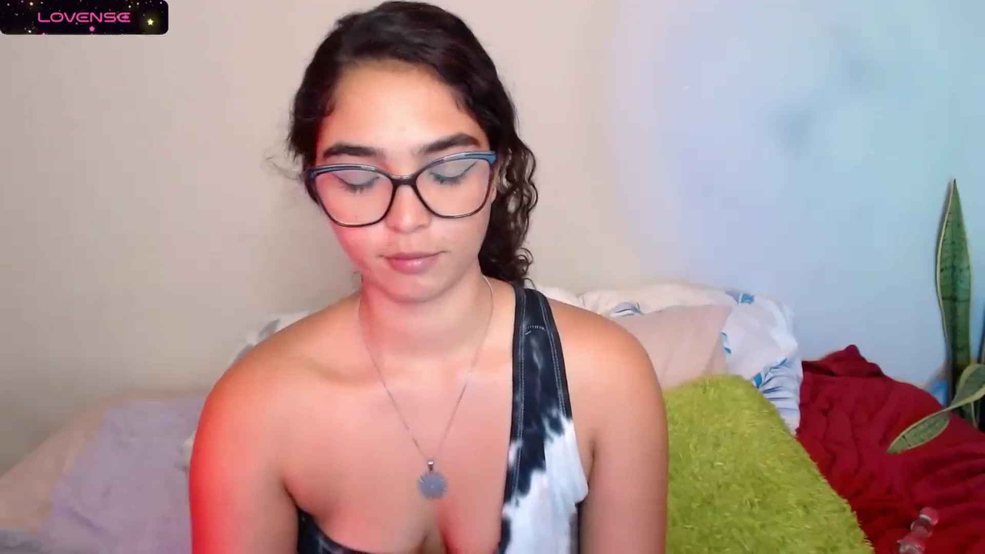 Gallery image thumbnail from Ariagaleo's myfreecams stream on, 11/08/2023, 22:23 image 2 of 20