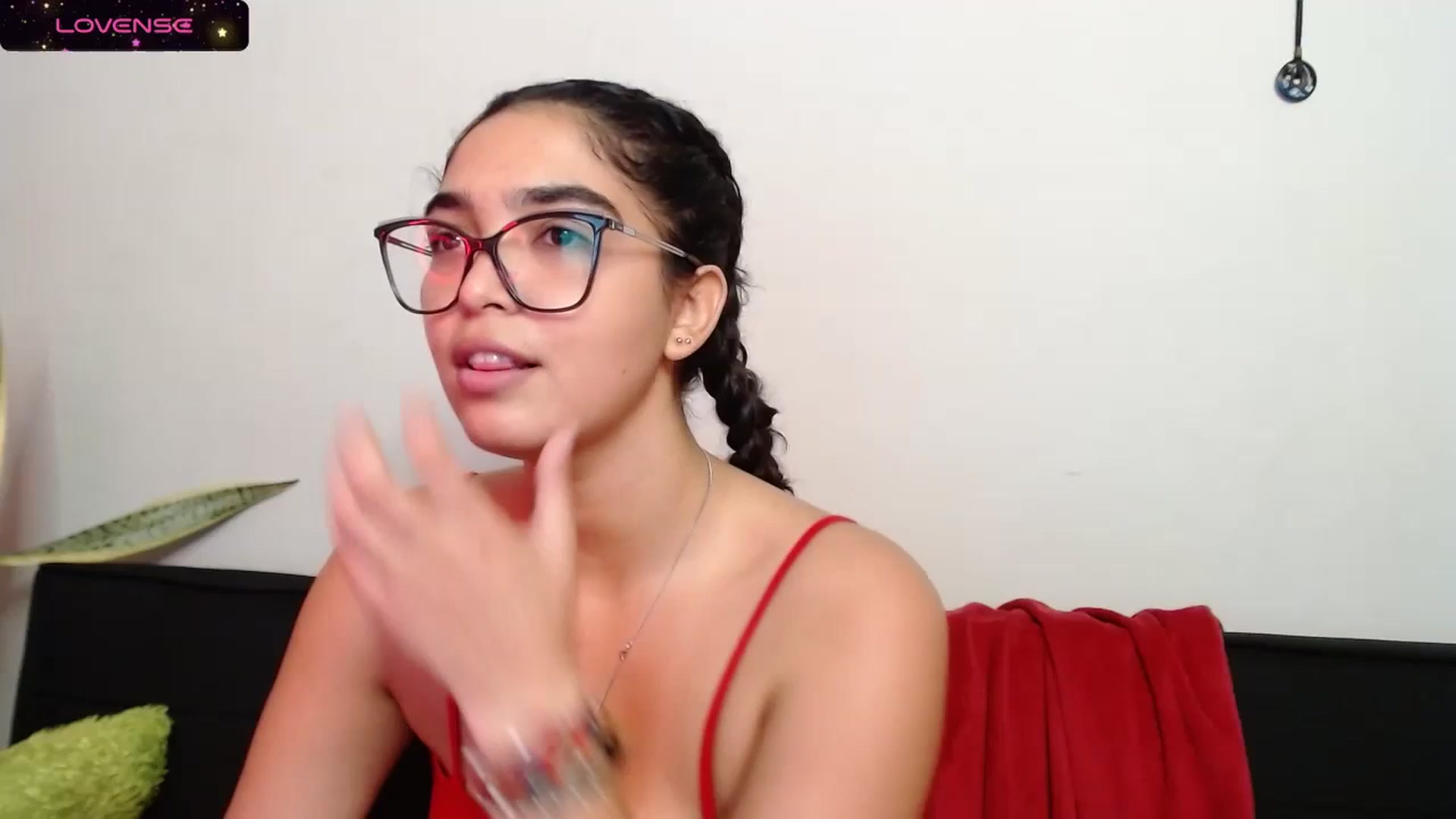 Gallery image thumbnail from Ariagaleo's myfreecams stream on, 11/10/2023, 21:53 image 1 of 20