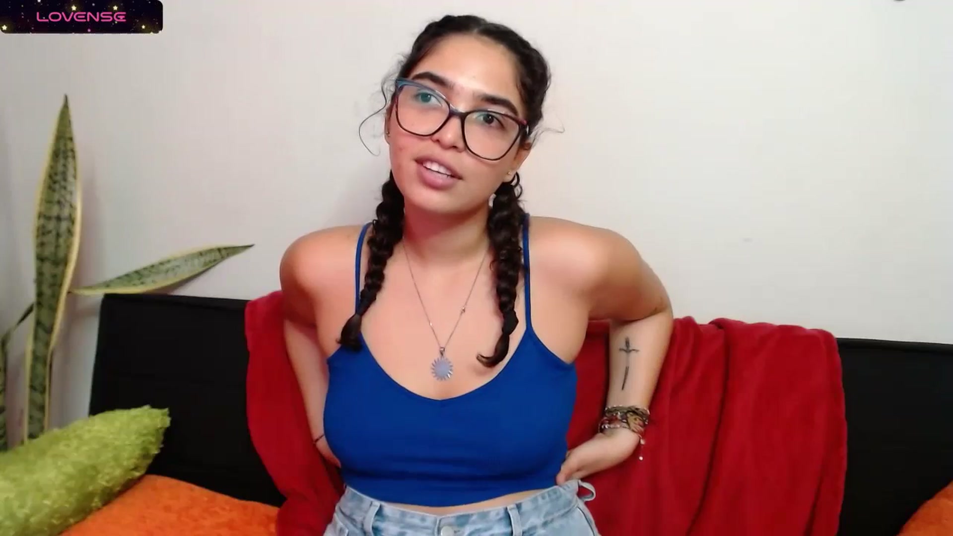 Gallery image thumbnail from Ariagaleo's myfreecams stream on, 11/10/2023, 21:53 image 9 of 20