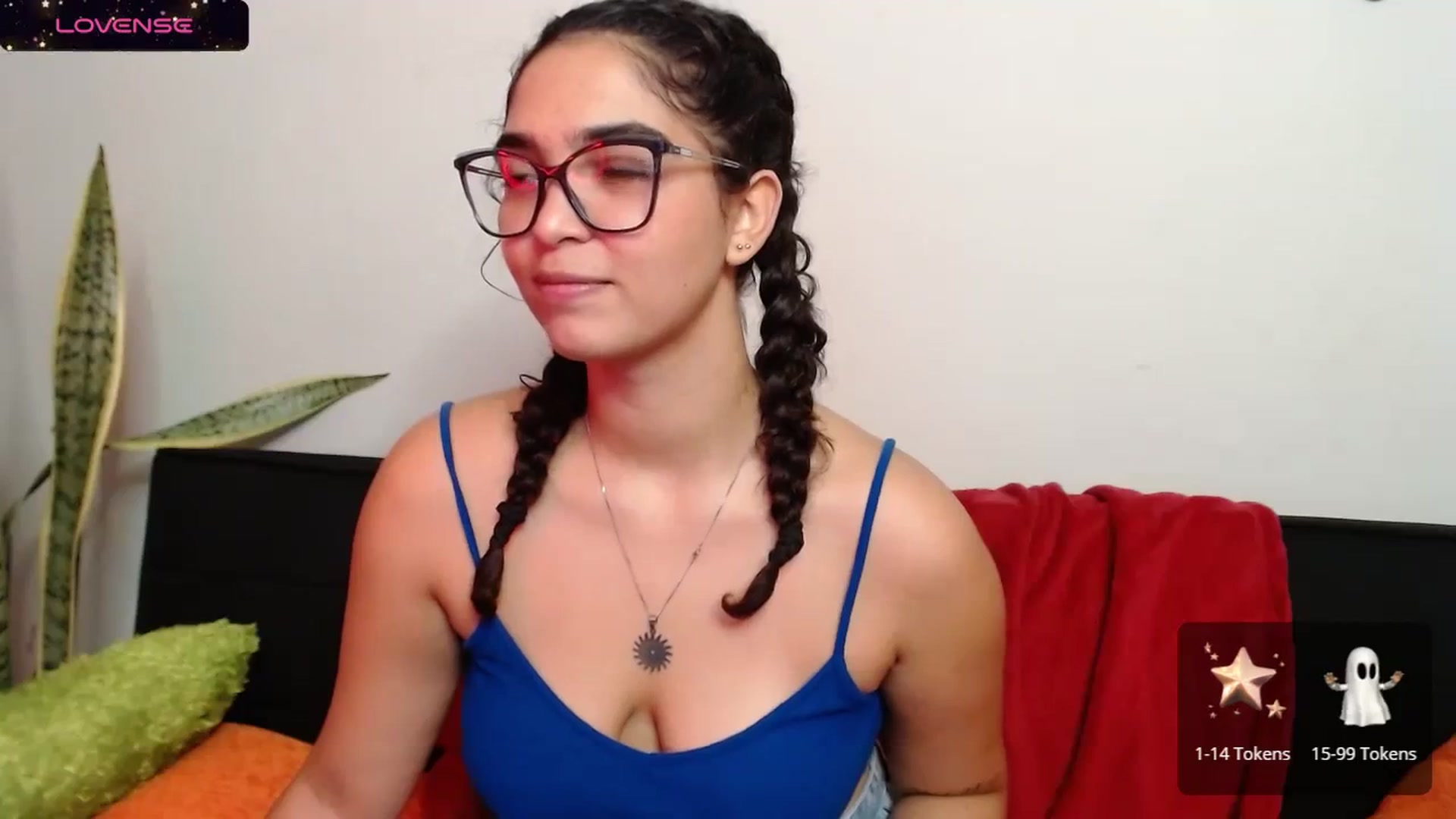 Gallery image thumbnail from Ariagaleo's myfreecams stream on, 11/10/2023, 21:53 image 8 of 20