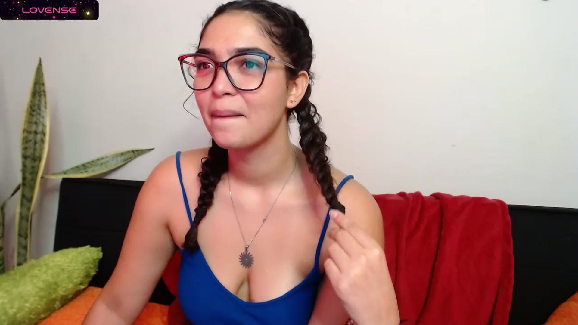 Gallery image thumbnail from Ariagaleo's myfreecams stream on, 11/10/2023, 21:53 image 7 of 20