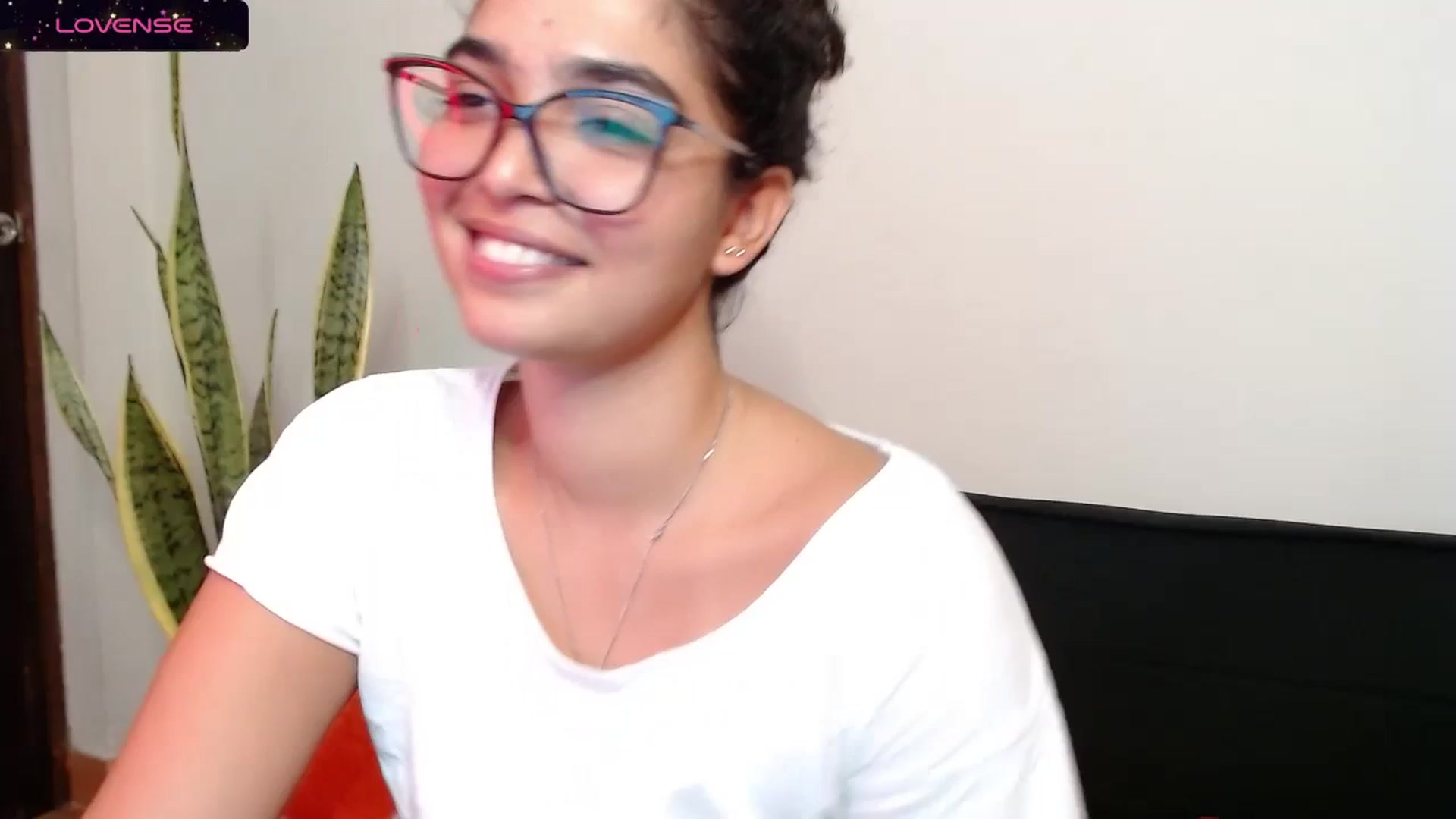 Gallery image thumbnail from Ariagaleo's myfreecams stream on, 11/13/2023, 06:12 image 8 of 20