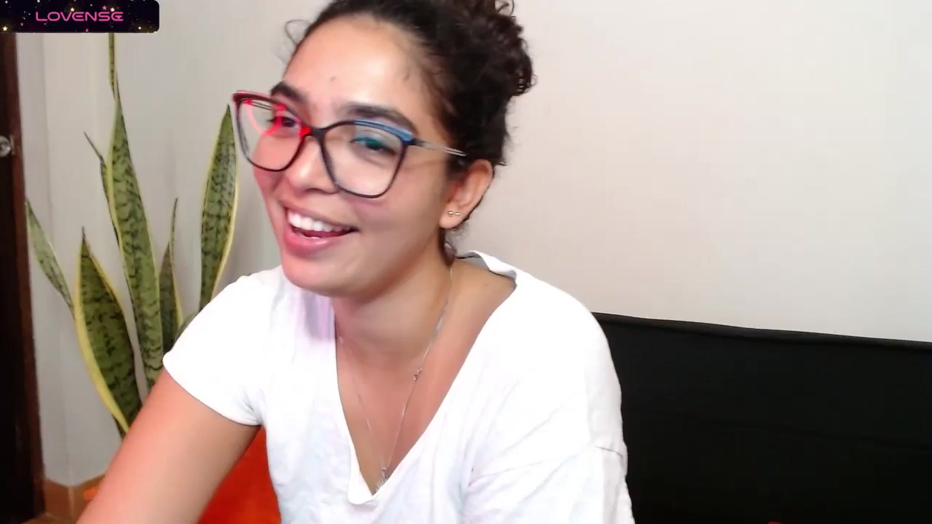 Gallery image thumbnail from Ariagaleo's myfreecams stream on, 11/13/2023, 06:12 image 14 of 20