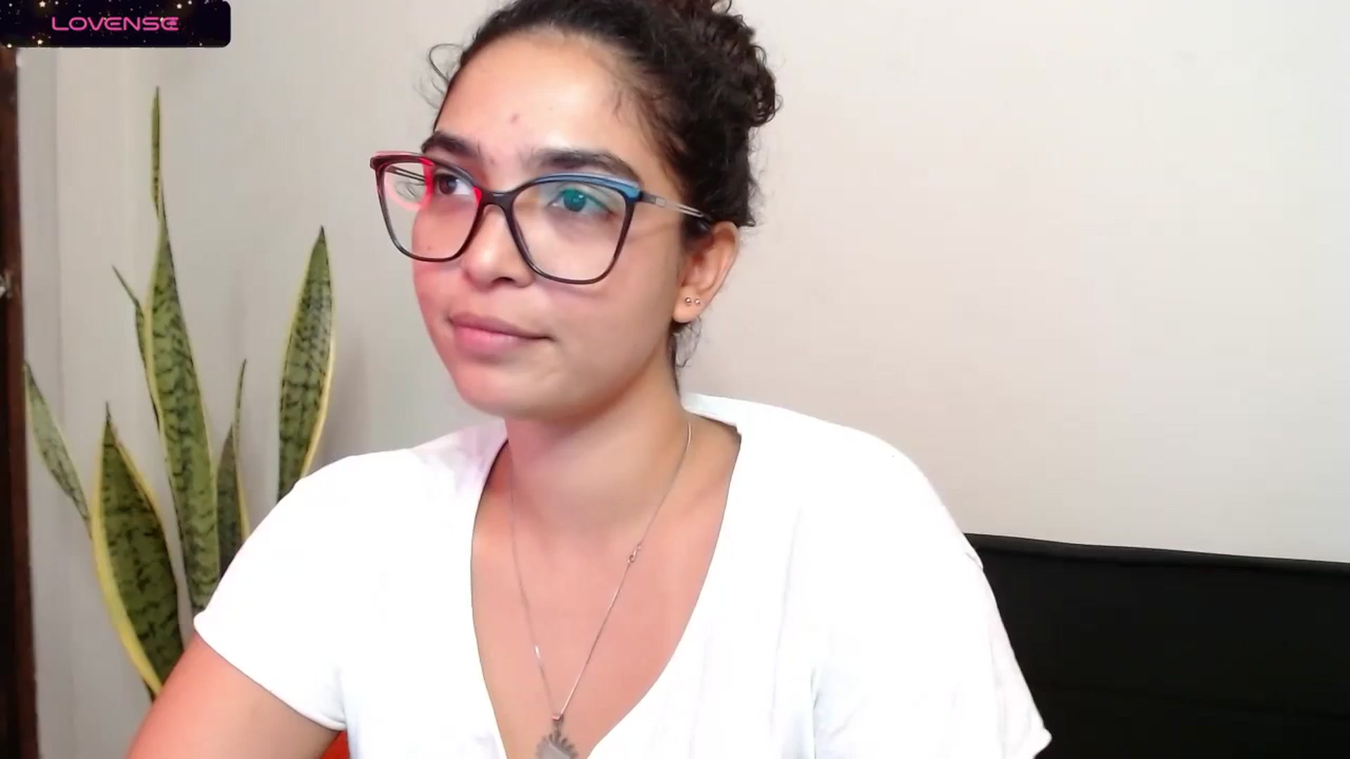 Gallery image thumbnail from Ariagaleo's myfreecams stream on, 11/13/2023, 06:12 image 1 of 20