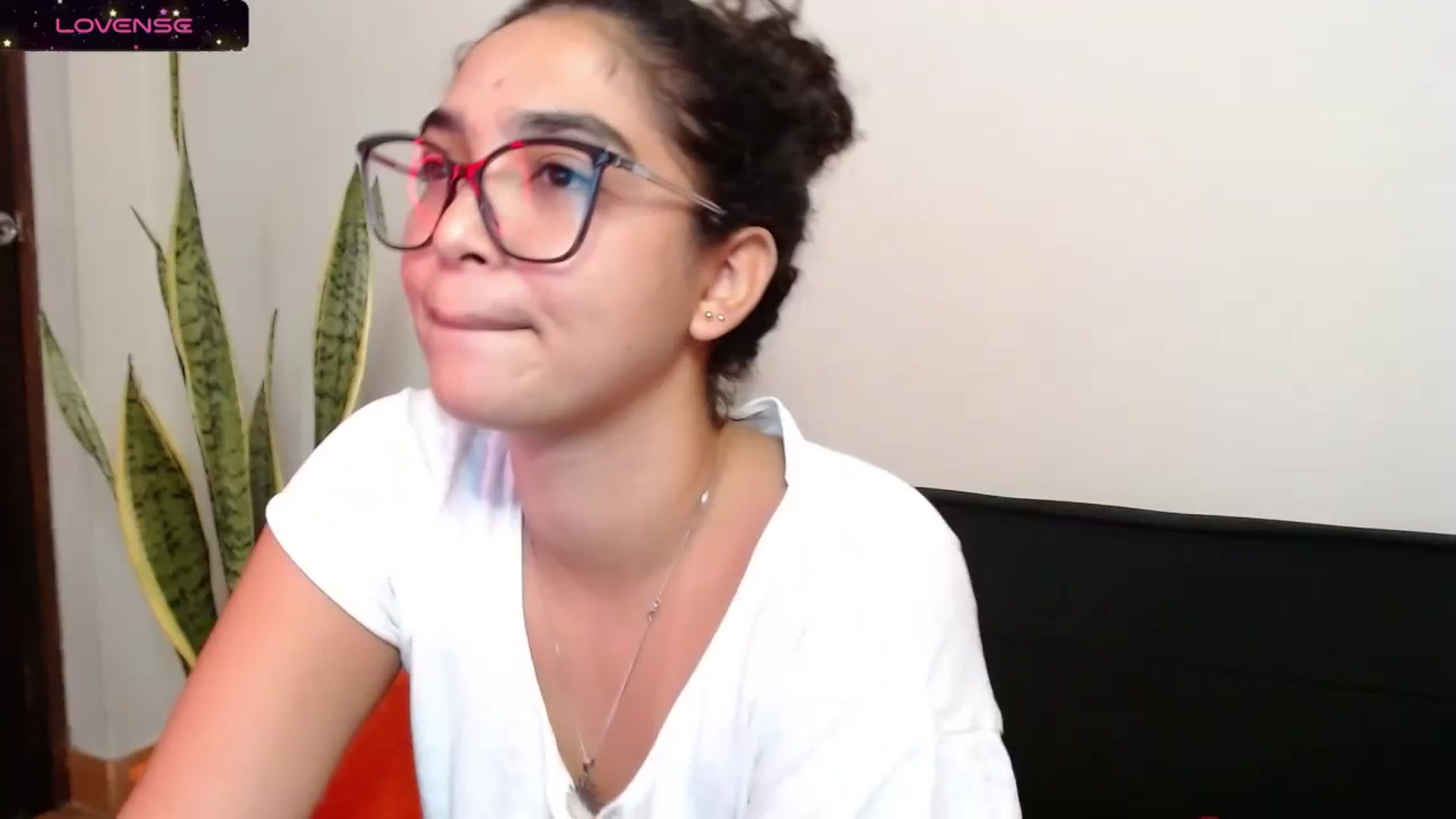 Gallery image thumbnail from Ariagaleo's myfreecams stream on, 11/13/2023, 06:12 image 17 of 20