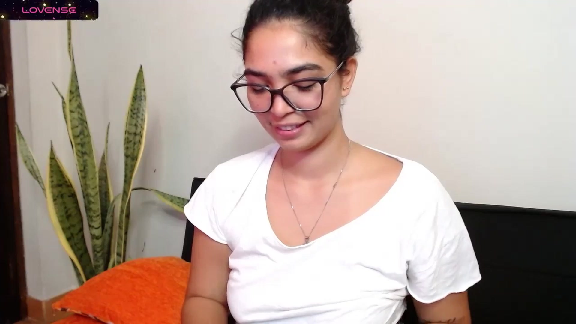 Gallery image thumbnail from Ariagaleo's myfreecams stream on, 11/13/2023, 06:12 image 13 of 20
