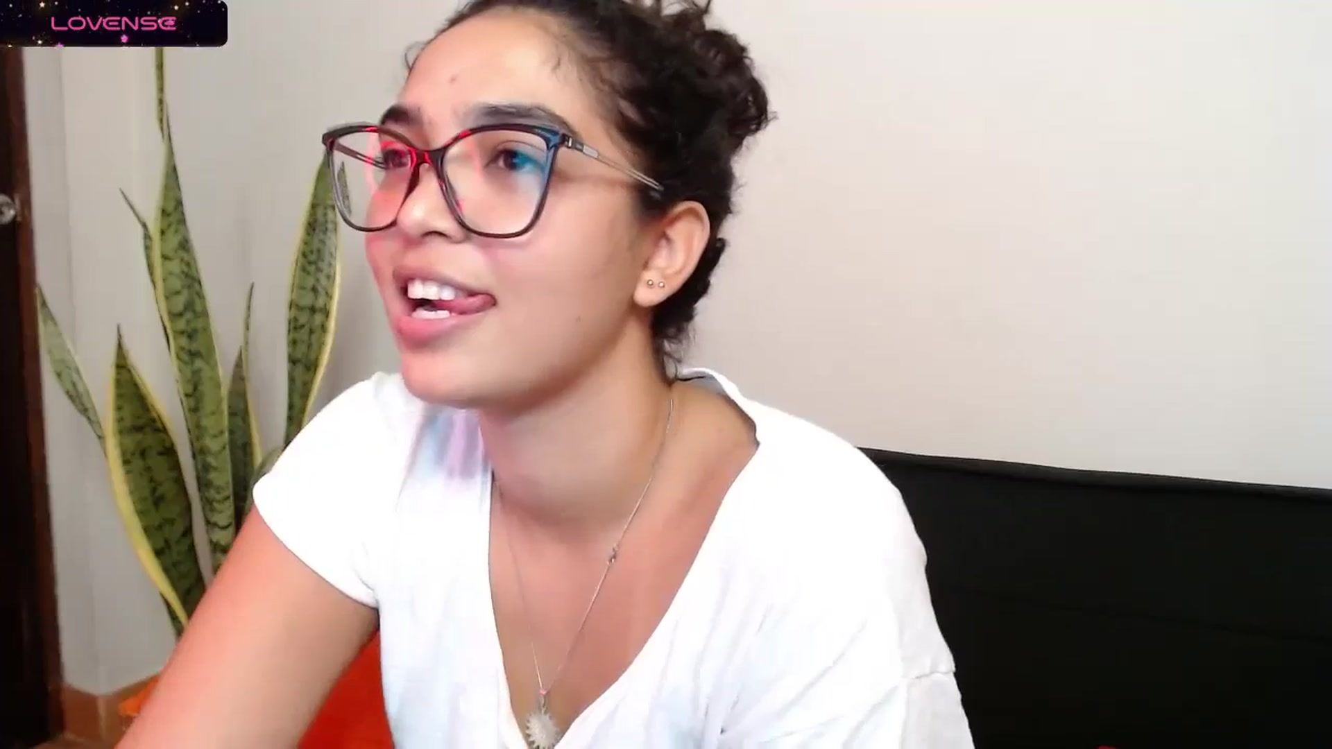 Gallery image thumbnail from Ariagaleo's myfreecams stream on, 11/13/2023, 06:12 image 15 of 20