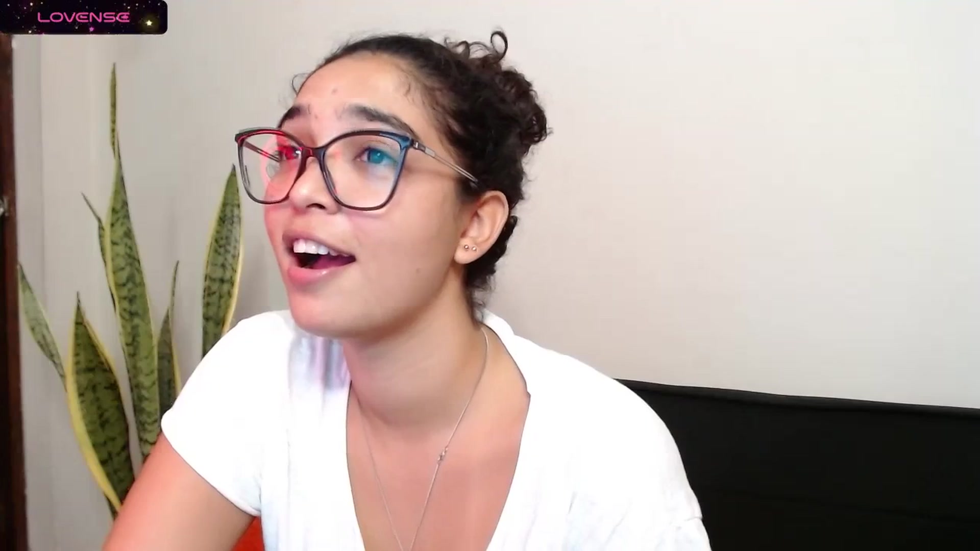 Gallery image thumbnail from Ariagaleo's myfreecams stream on, 11/13/2023, 06:12 image 3 of 20