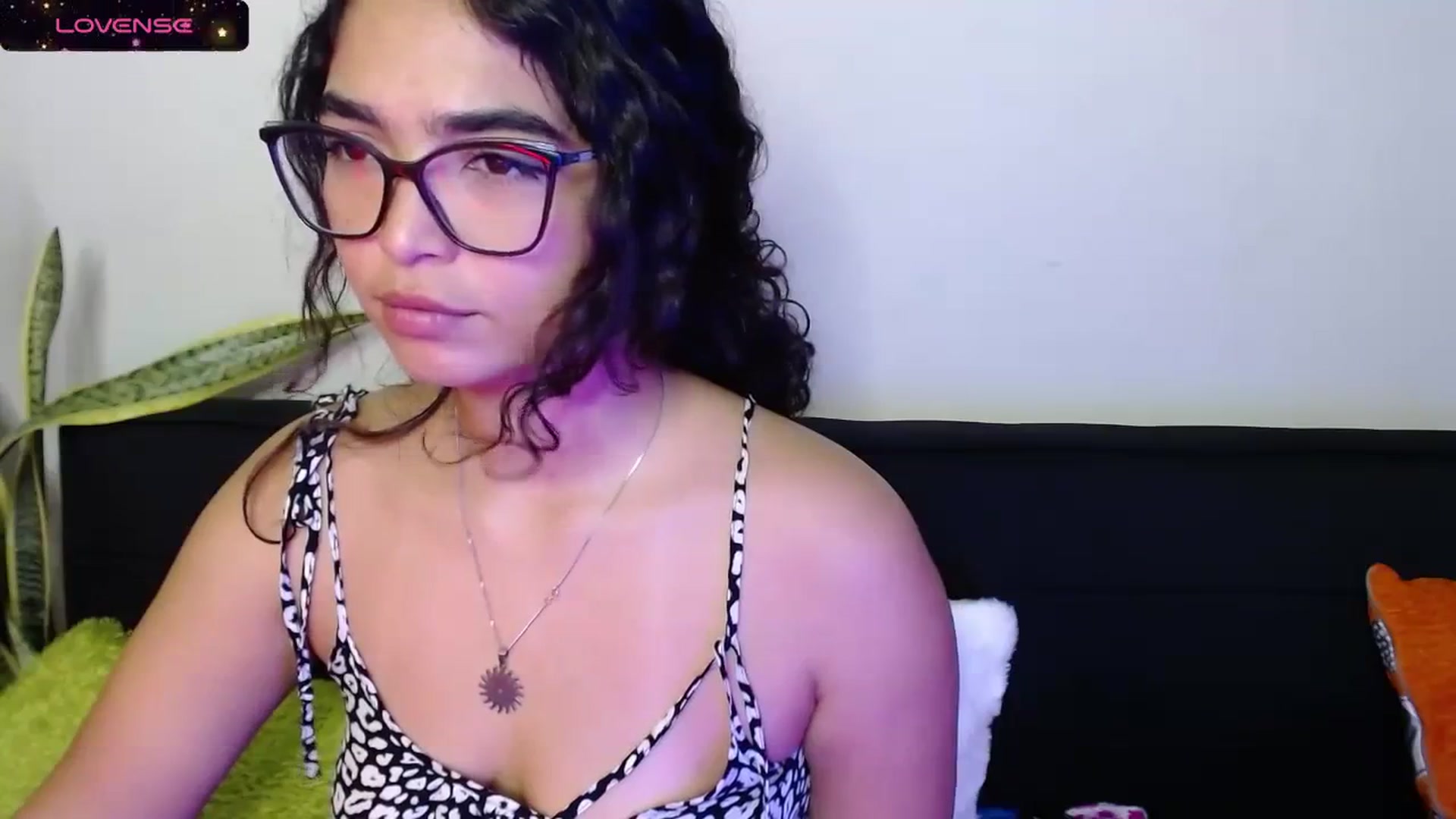 Gallery image thumbnail from Ariagaleo's myfreecams stream on, 11/24/2023, 17:08 image 7 of 20