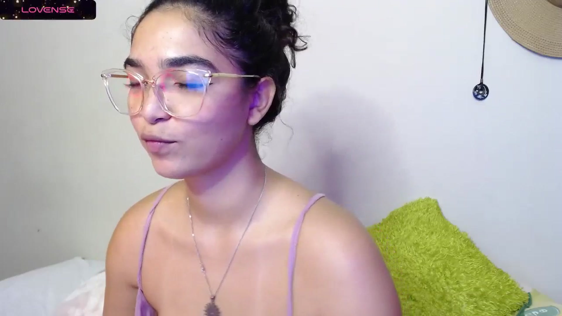 Gallery image thumbnail from Ariagaleo's myfreecams stream on, 11/26/2023, 19:23 image 14 of 20