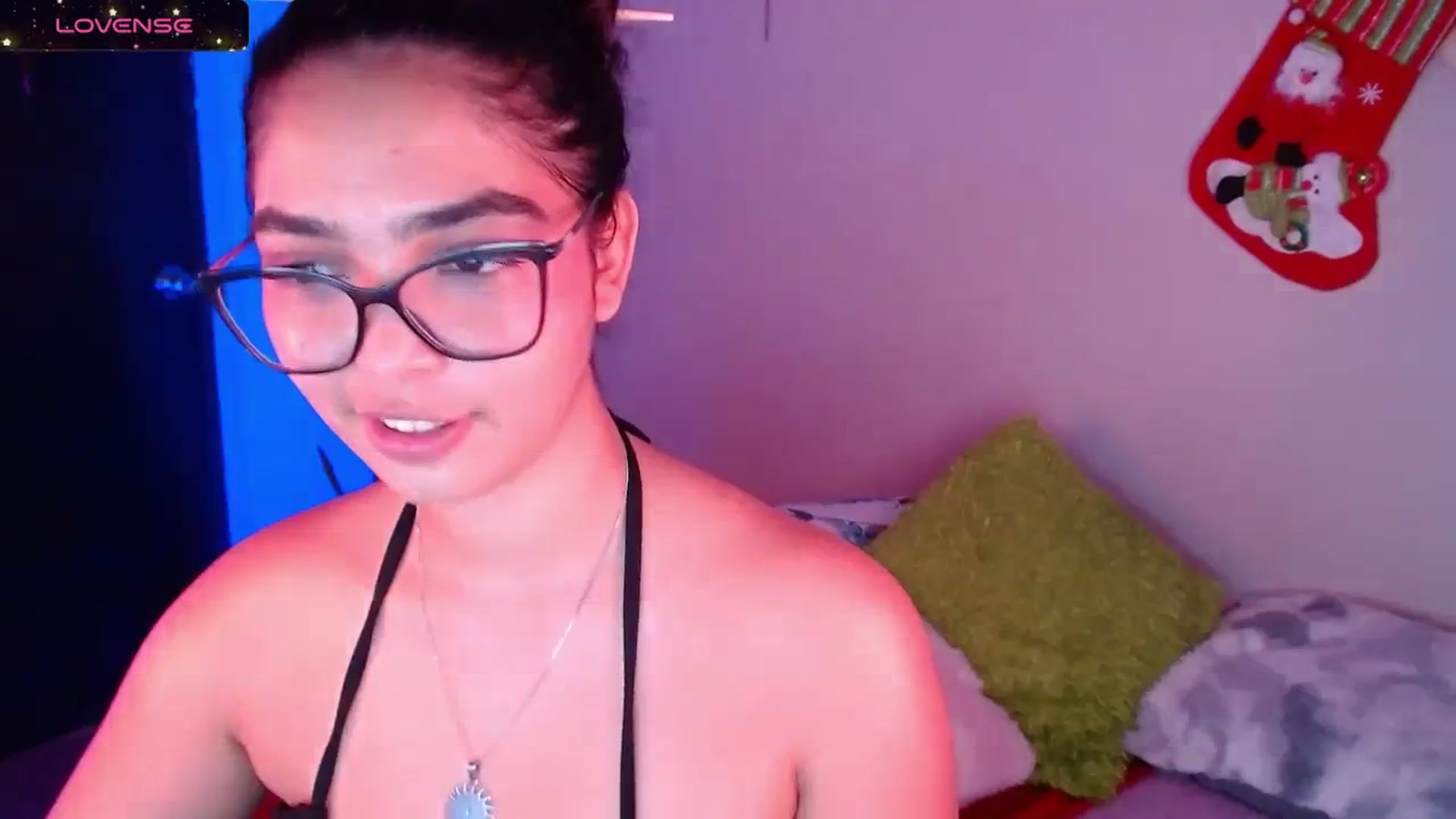Gallery image thumbnail from Ariagaleo's myfreecams stream on, 12/20/2023, 19:56 image 14 of 20