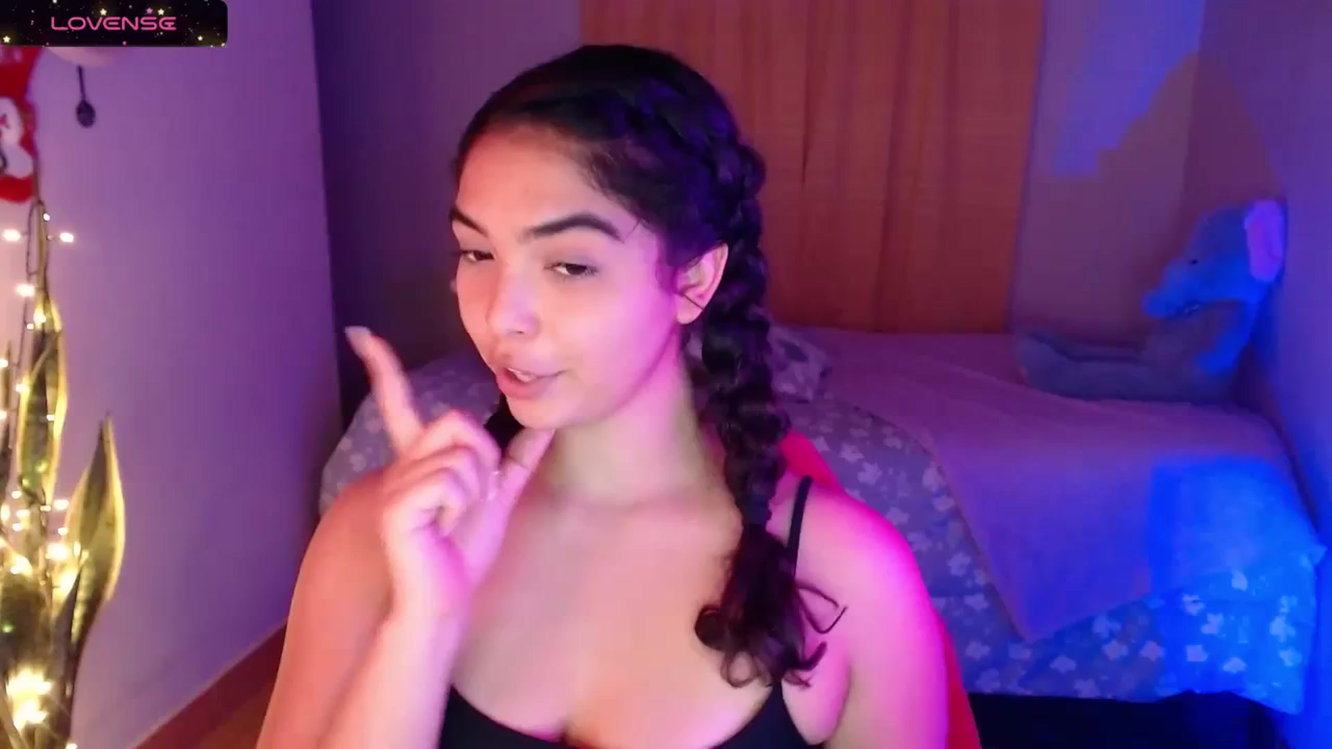 Gallery image thumbnail from Ariagaleo's myfreecams stream on, 12/28/2023, 21:14 image 1 of 20