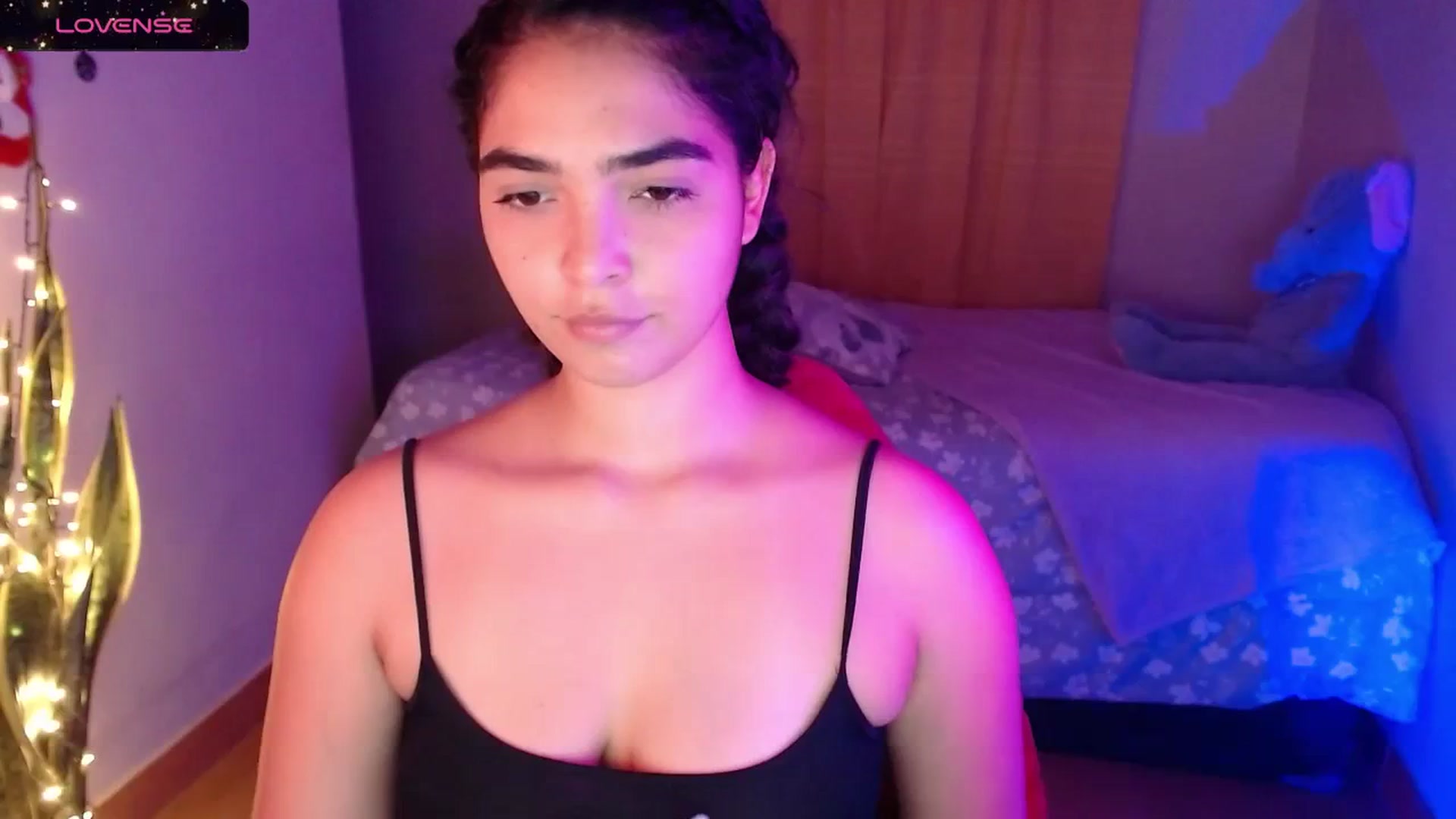 Gallery image thumbnail from Ariagaleo's myfreecams stream on, 12/28/2023, 21:14 image 8 of 20