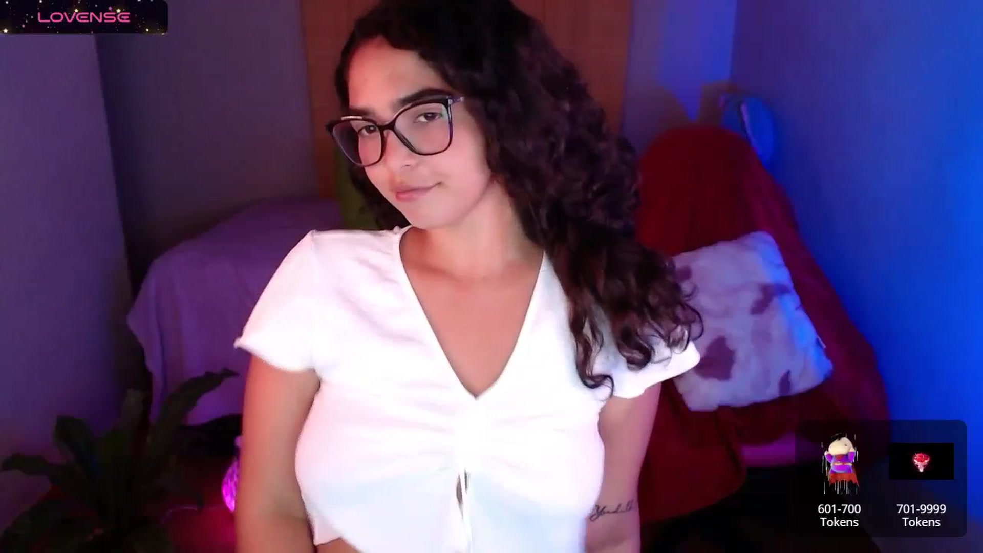 Gallery image thumbnail from Ariagaleo's myfreecams stream on, 01/05/2024, 24:01 image 9 of 20