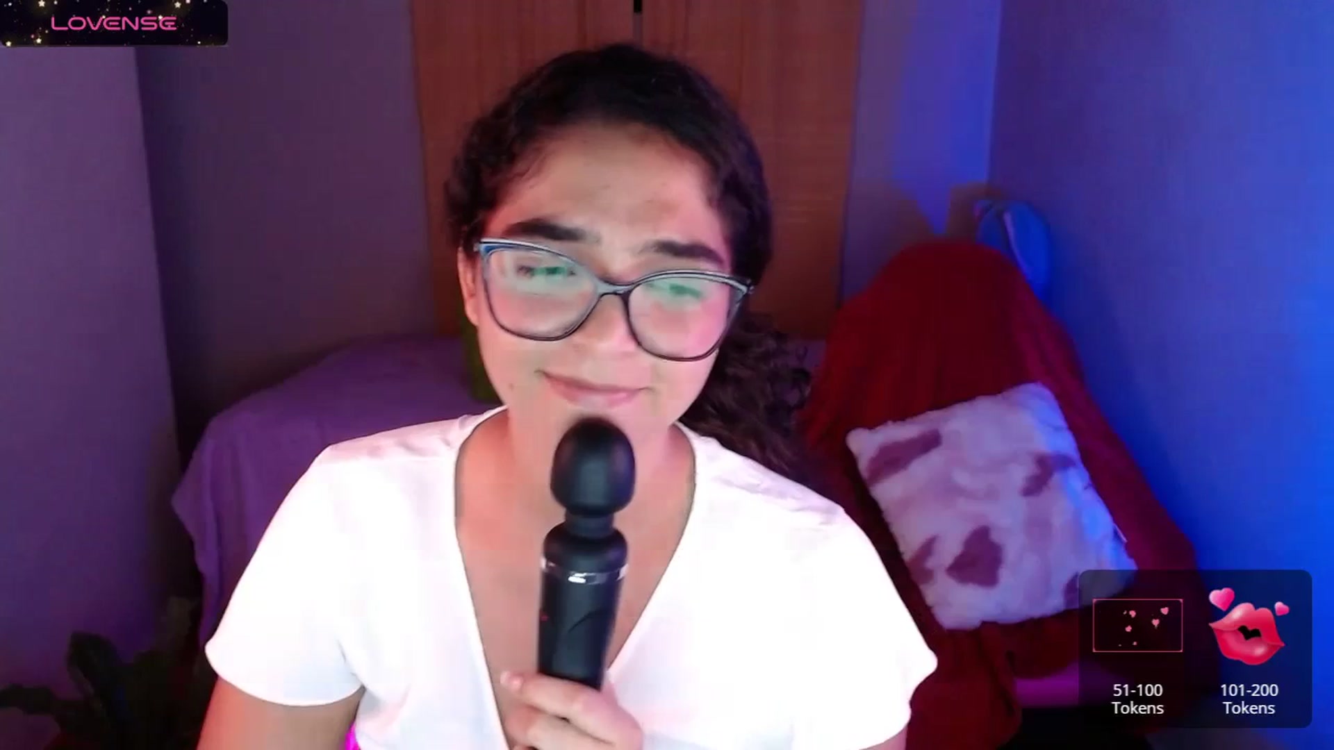 Gallery image thumbnail from Ariagaleo's myfreecams stream on, 01/05/2024, 24:01 image 12 of 20