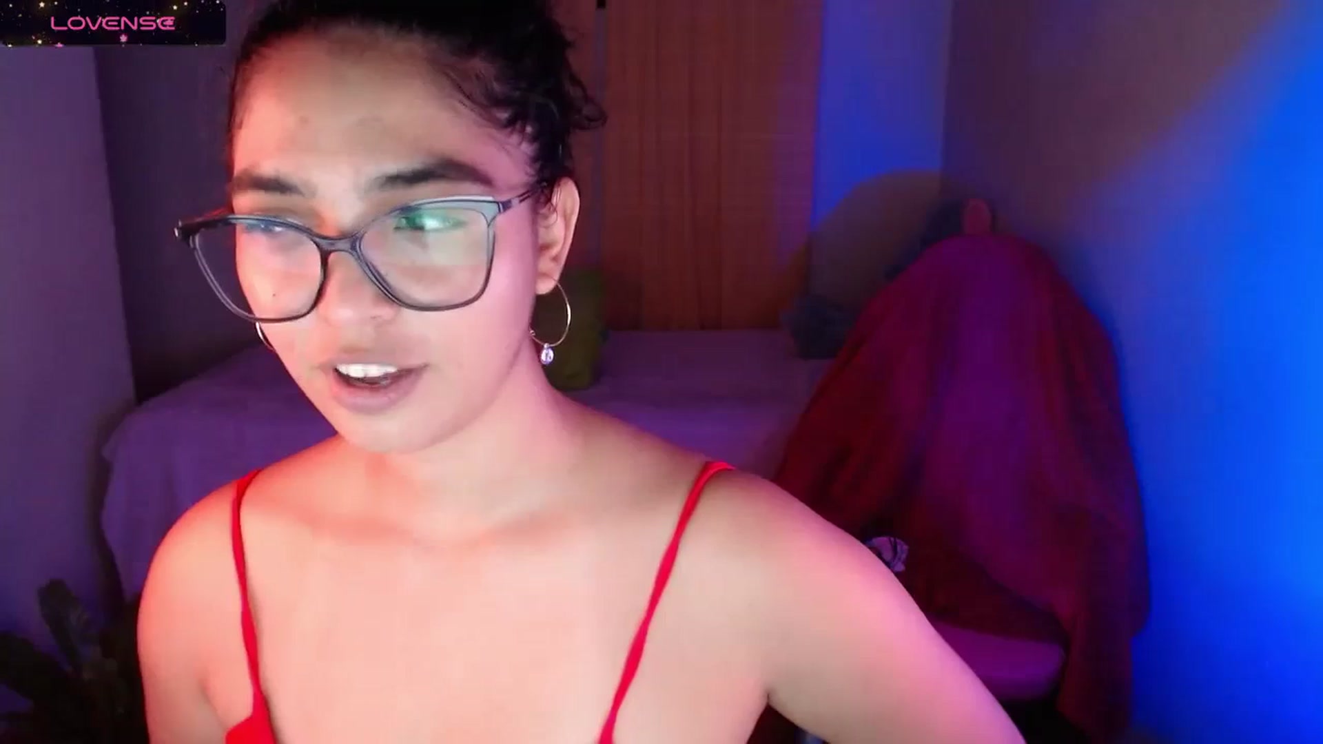 Gallery image thumbnail from Ariagaleo's myfreecams stream on, 01/15/2024, 22:47 image 8 of 20