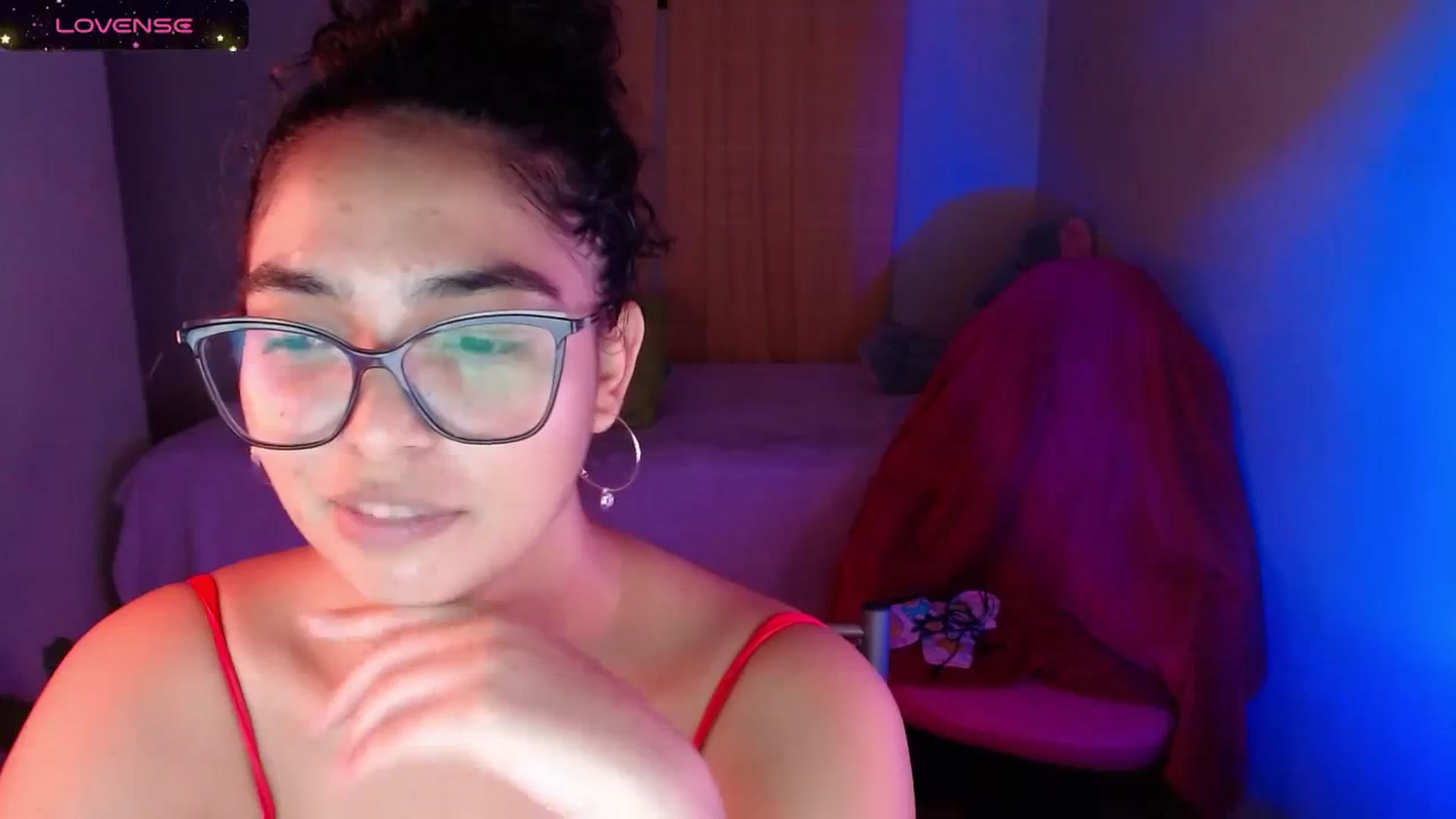Gallery image thumbnail from Ariagaleo's myfreecams stream on, 01/15/2024, 22:47 image 13 of 20