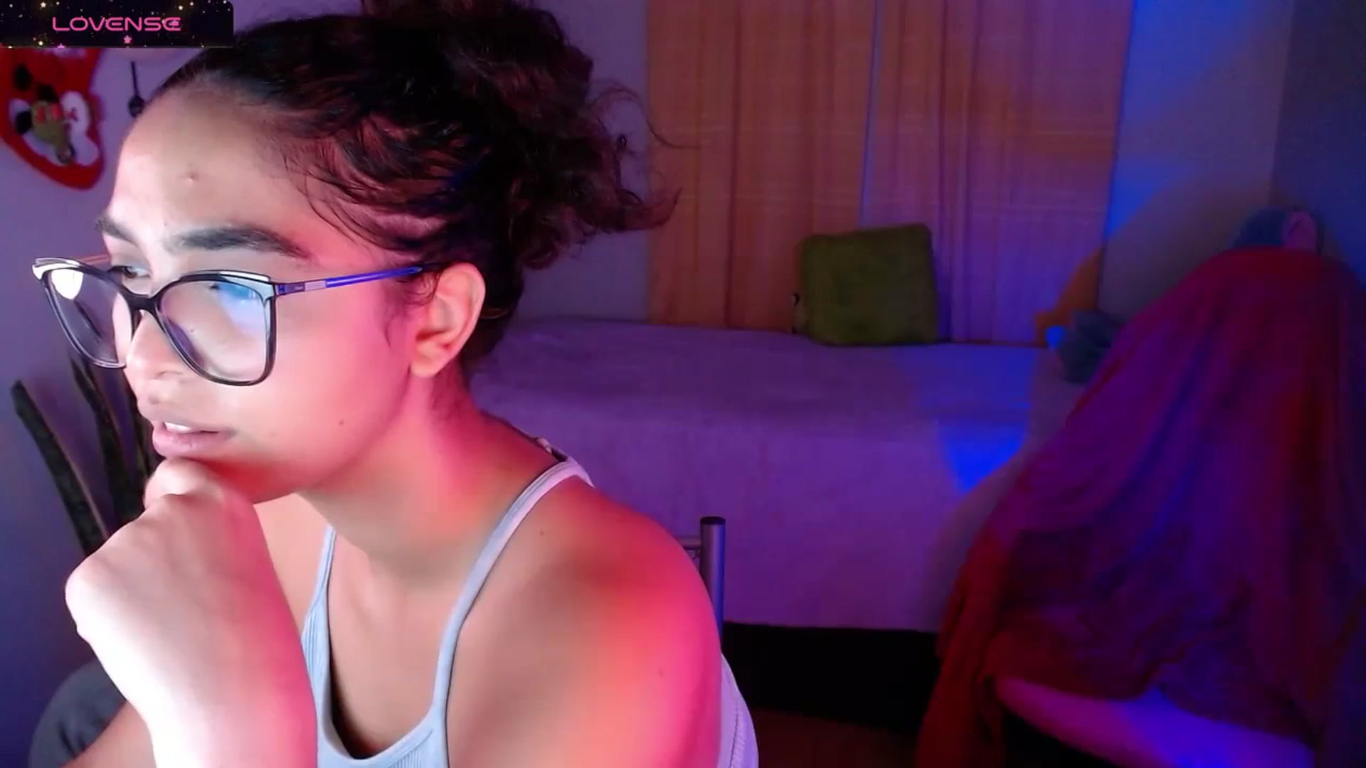 Gallery image thumbnail from Ariagaleo's myfreecams stream on, 01/17/2024, 24:23 image 20 of 20