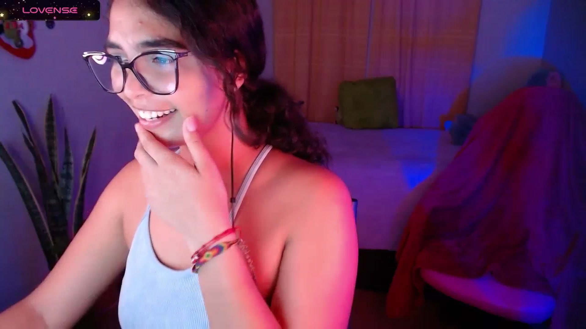 Gallery image thumbnail from Ariagaleo's myfreecams stream on, 01/17/2024, 24:23 image 2 of 20