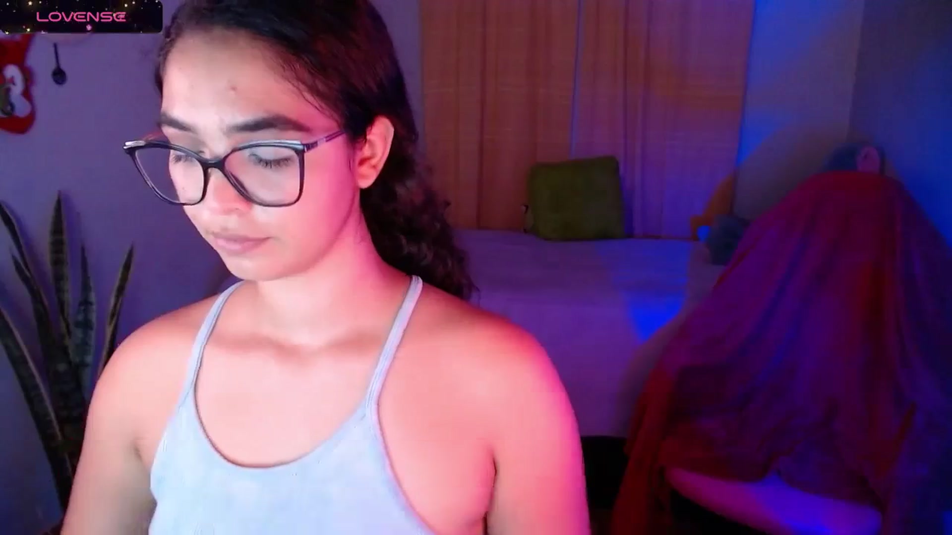 Gallery image thumbnail from Ariagaleo's myfreecams stream on, 01/17/2024, 24:23 image 13 of 20