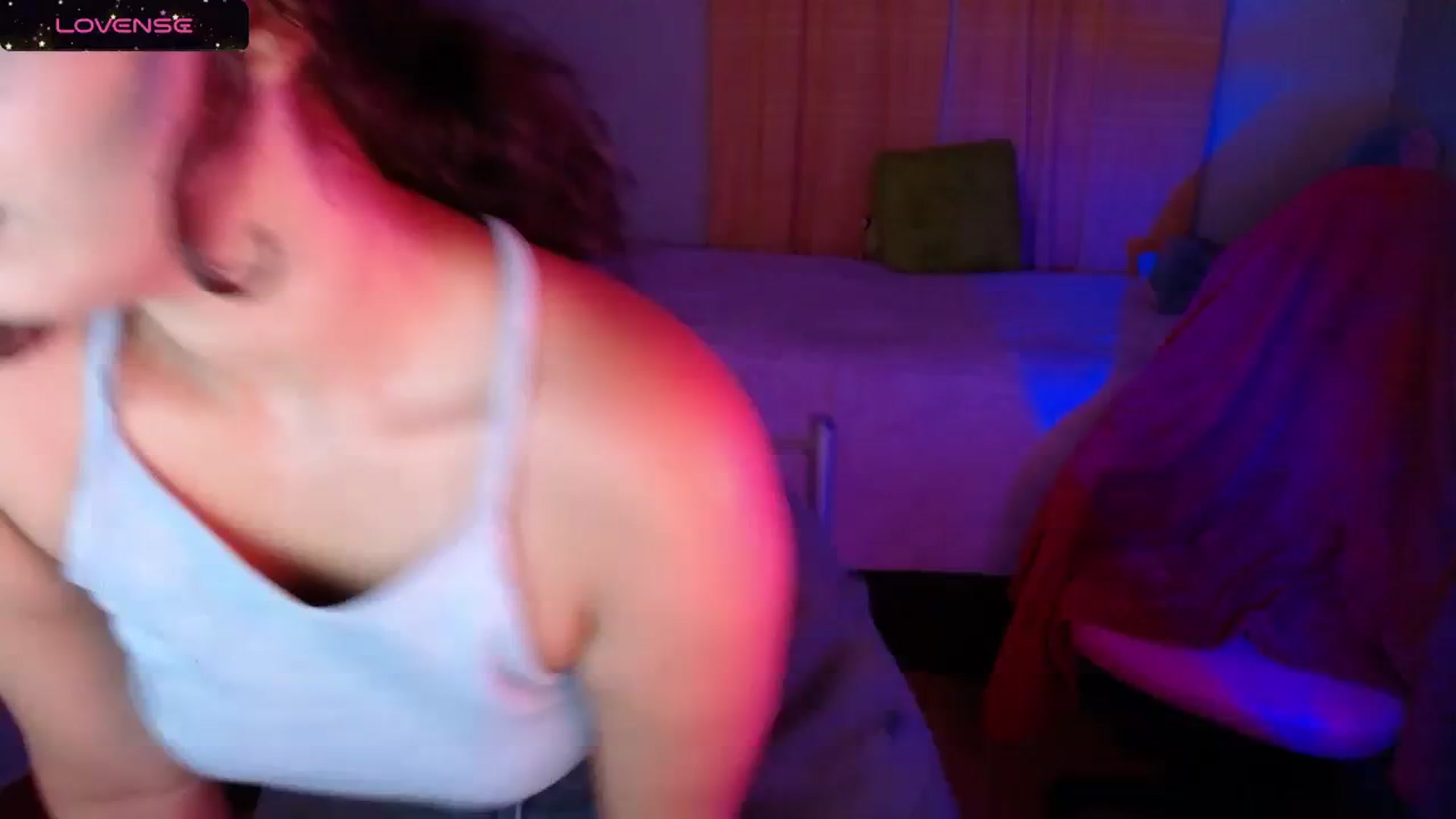 Gallery image thumbnail from Ariagaleo's myfreecams stream on, 01/17/2024, 24:23 image 11 of 20