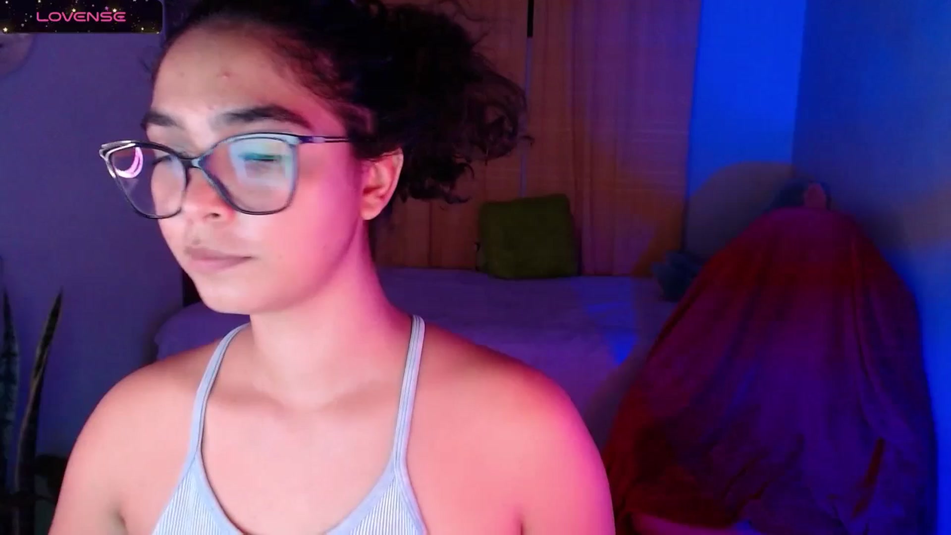 Gallery image thumbnail from Ariagaleo's myfreecams stream on, 01/17/2024, 03:56 image 9 of 20