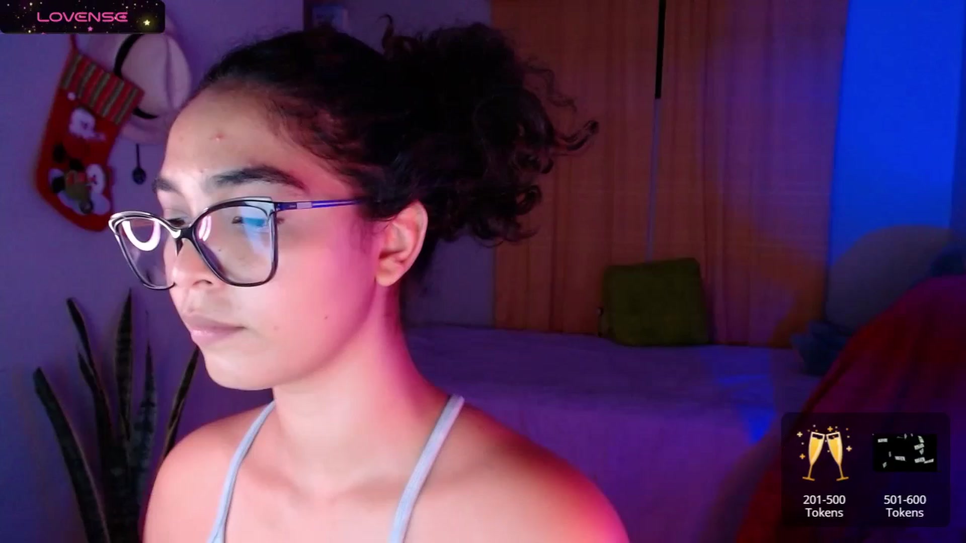 Gallery image thumbnail from Ariagaleo's myfreecams stream on, 01/17/2024, 03:56 image 5 of 20