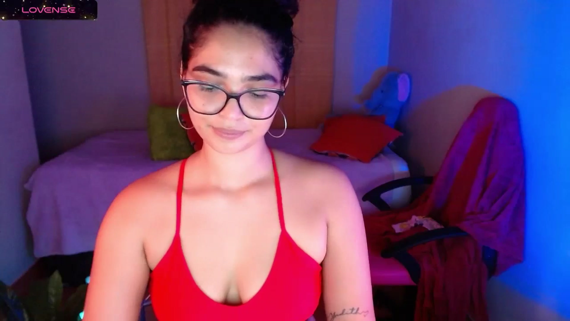 Gallery image thumbnail from Ariagaleo's myfreecams stream on, 01/19/2024, 24:00 image 14 of 20