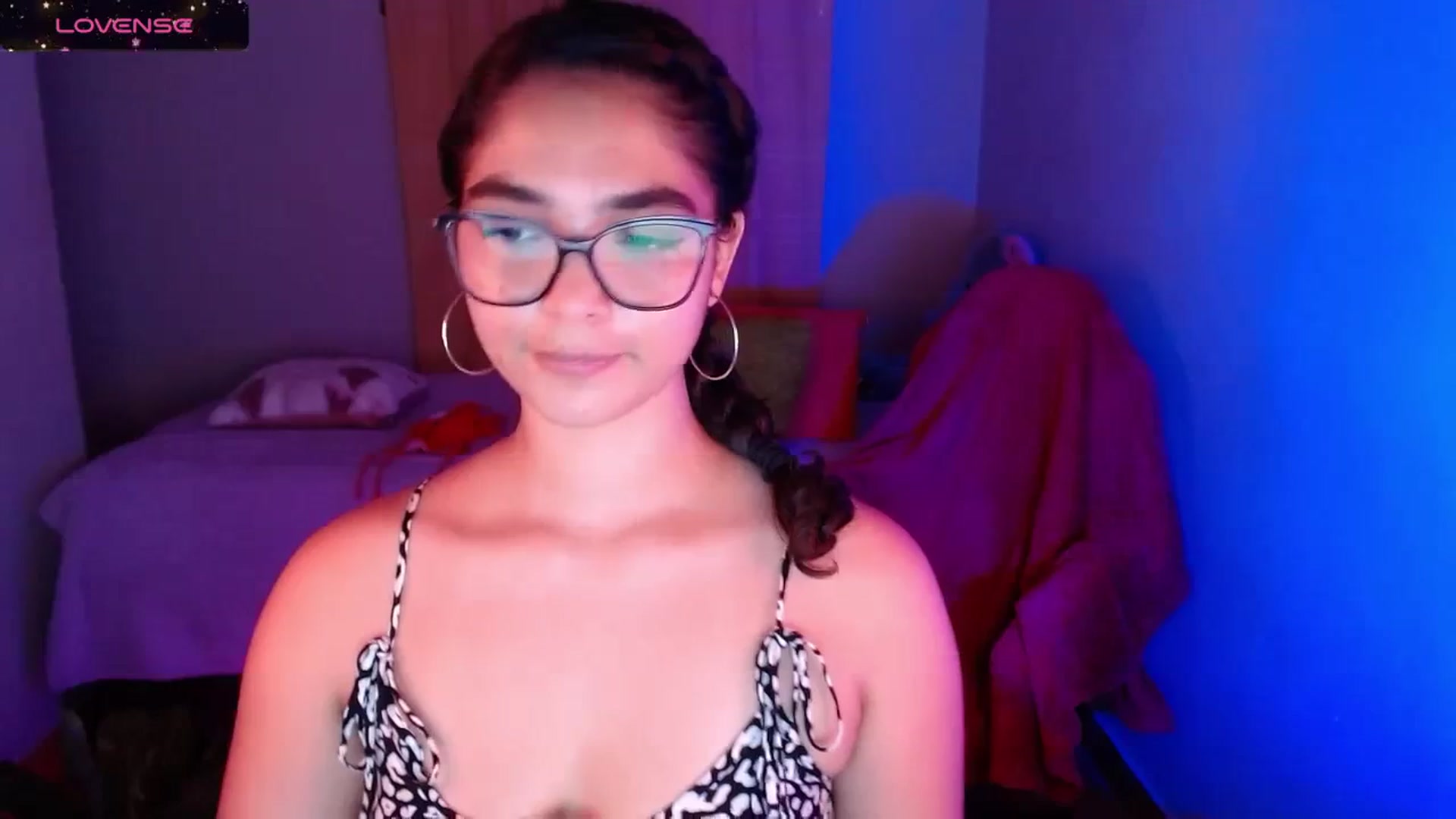 Gallery image thumbnail from Ariagaleo's myfreecams stream on, 01/20/2024, 19:38 image 5 of 20