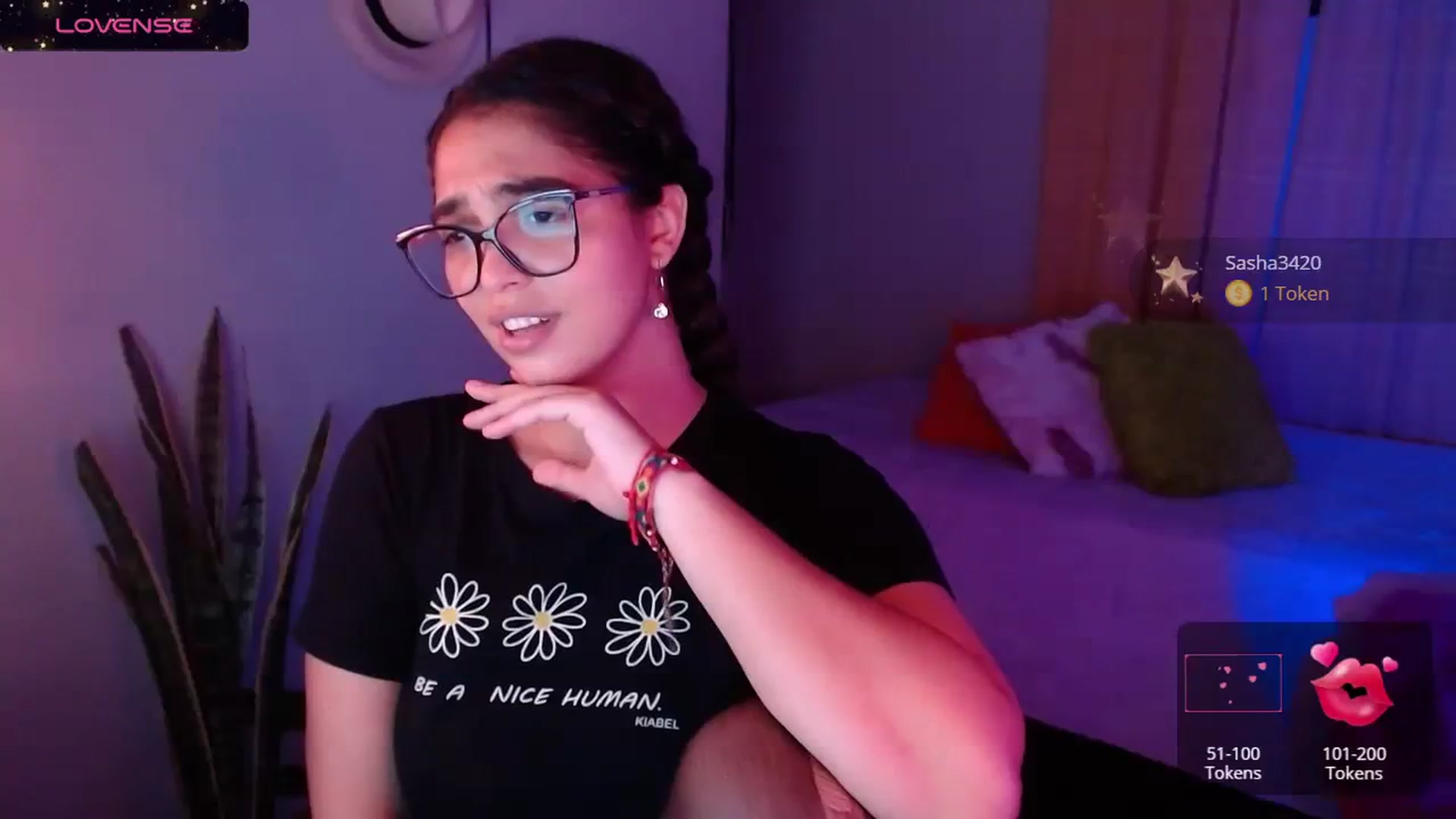 Gallery image thumbnail from Ariagaleo's myfreecams stream on, 01/22/2024, 23:41 image 16 of 20