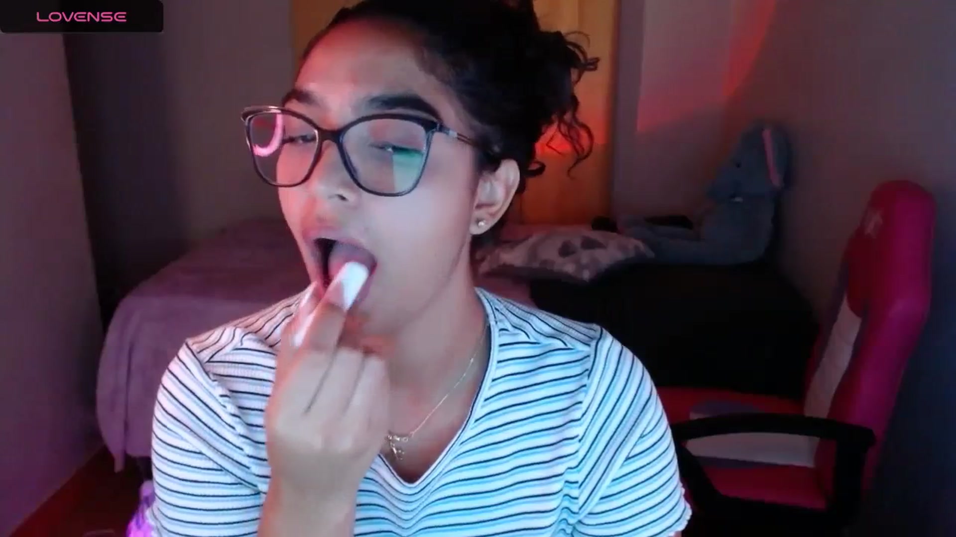 Gallery image thumbnail from Ariagaleo's myfreecams stream on, 03/16/2024, 17:33 image 13 of 20