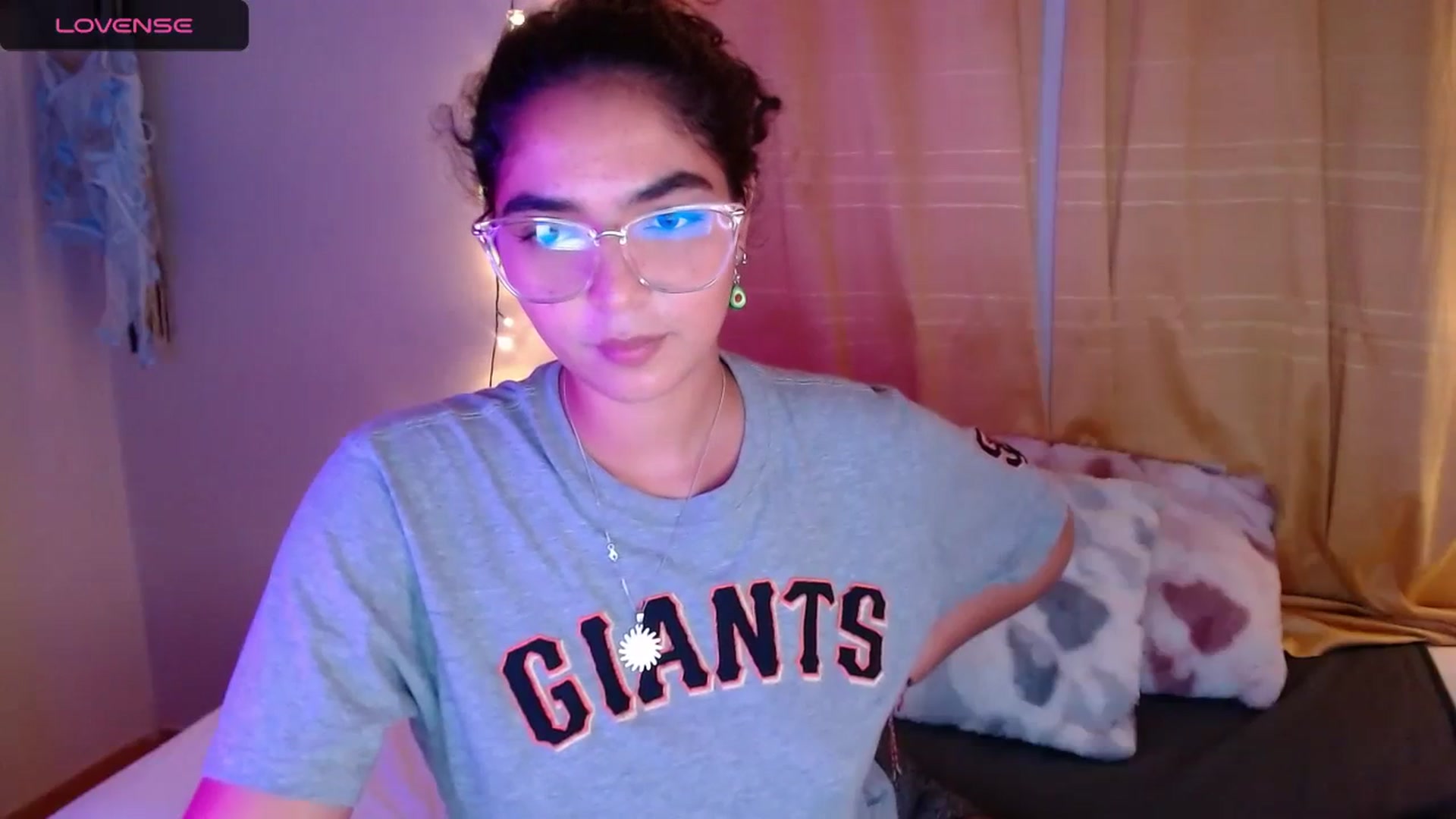 Gallery image thumbnail from Ariagaleo's myfreecams stream on, 04/08/2024, 24:23 image 7 of 20