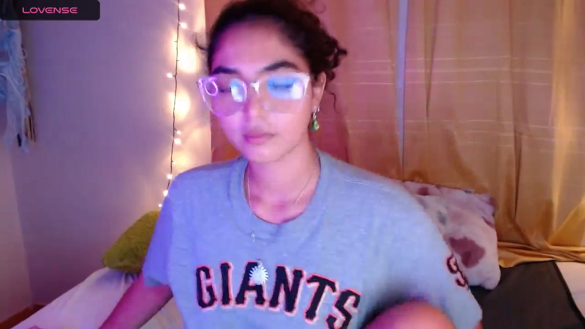 Gallery image thumbnail from Ariagaleo's myfreecams stream on, 04/08/2024, 24:23 image 8 of 20