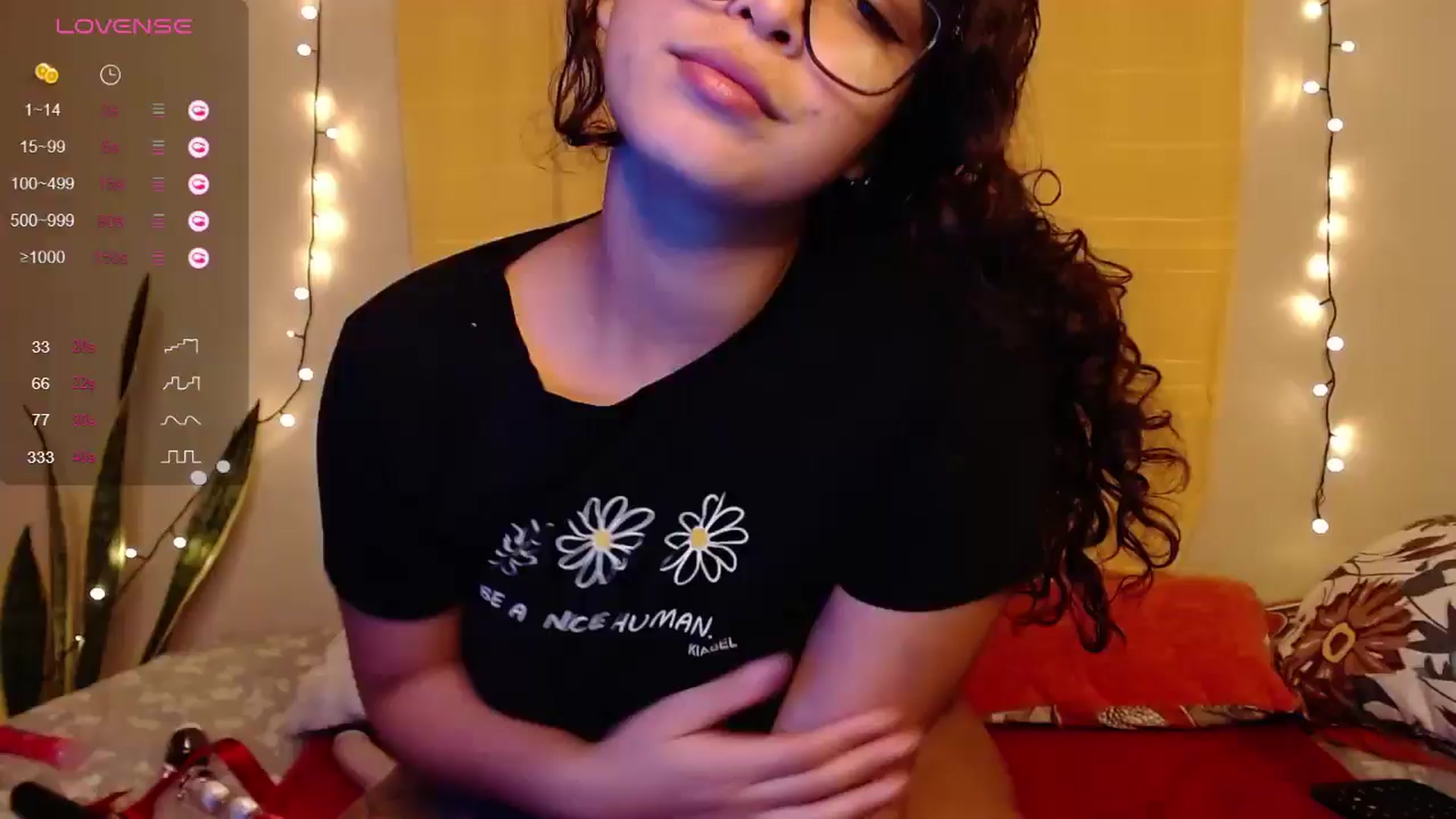 Gallery image thumbnail from Ariagaleo's myfreecams stream on, 05/02/2024, 23:38 image 1 of 20