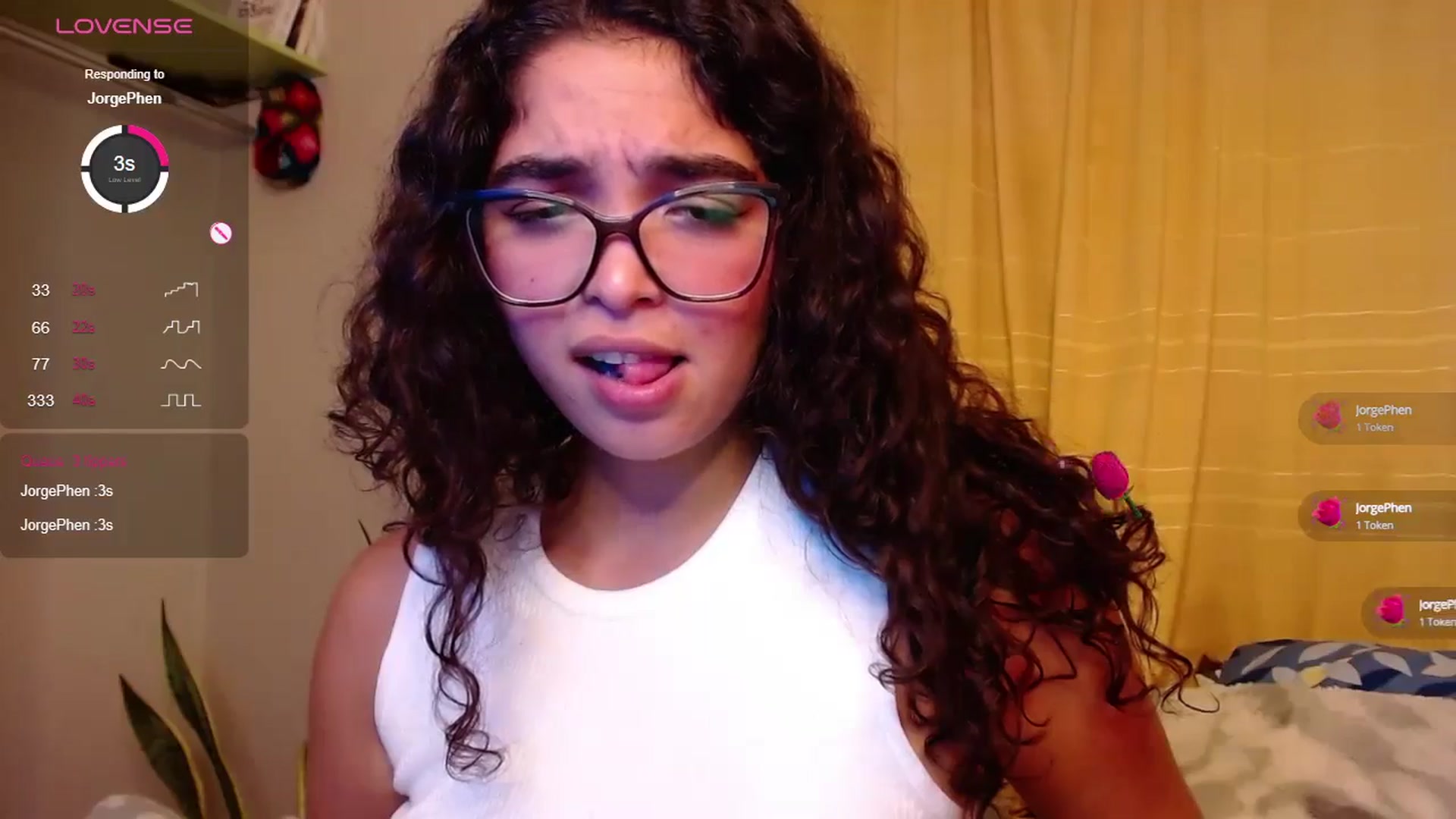 Gallery image thumbnail from Ariagaleo's myfreecams stream on, 05/09/2024, 24:23 image 16 of 20