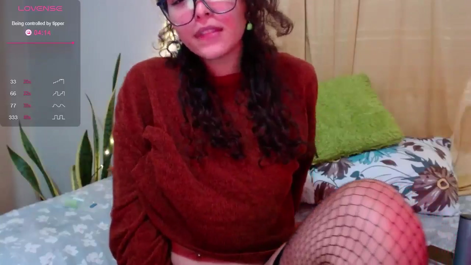Gallery image thumbnail from Ariagaleo's myfreecams stream on, 05/10/2024, 20:22 image 16 of 20