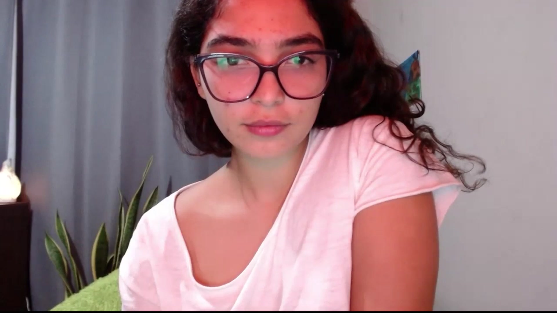 Gallery image thumbnail from Ariagaleo's myfreecams stream on, 05/20/2024, 01:44 image 20 of 20