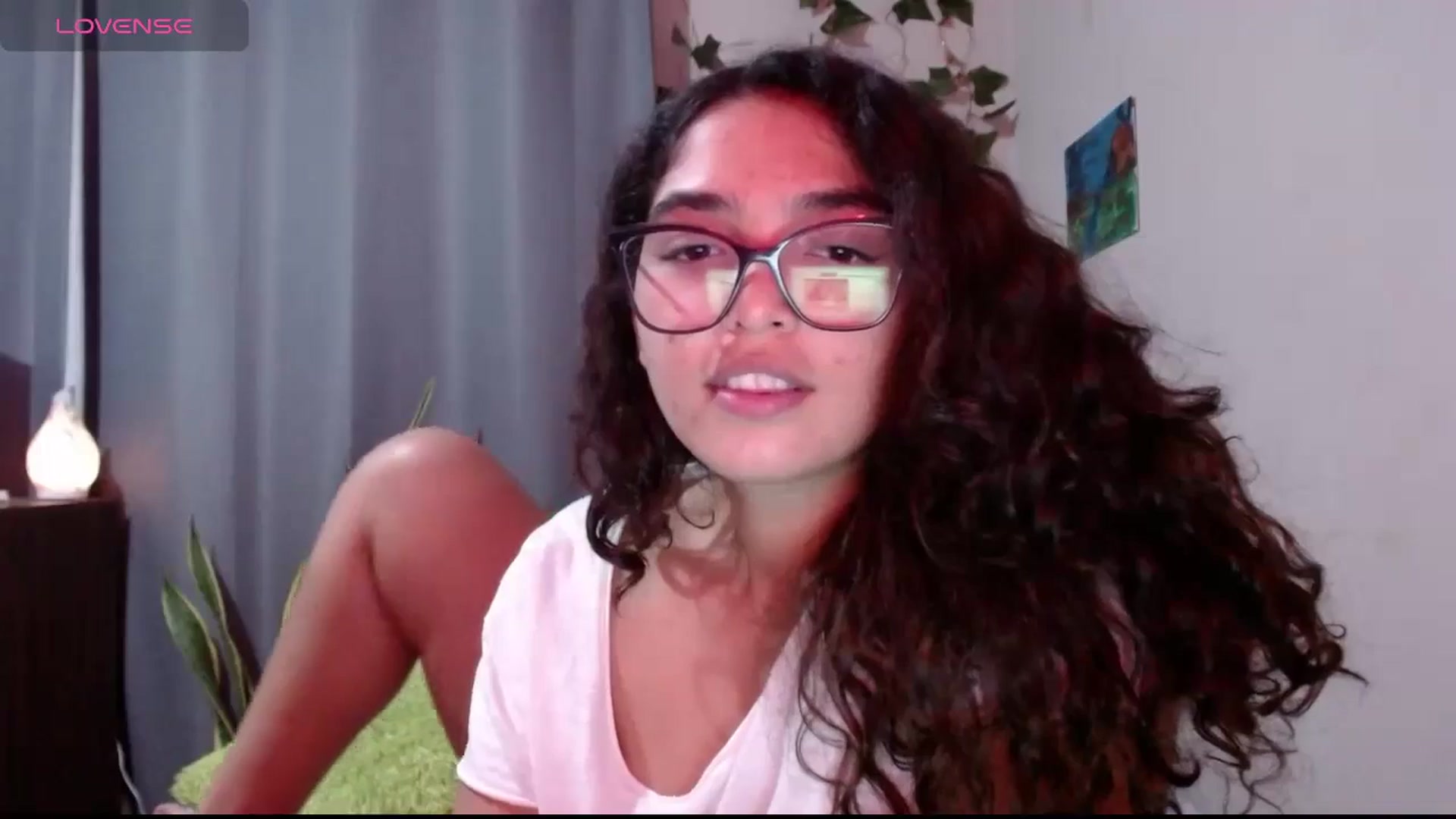 Gallery image thumbnail from Ariagaleo's myfreecams stream on, 05/20/2024, 02:28 image 19 of 20