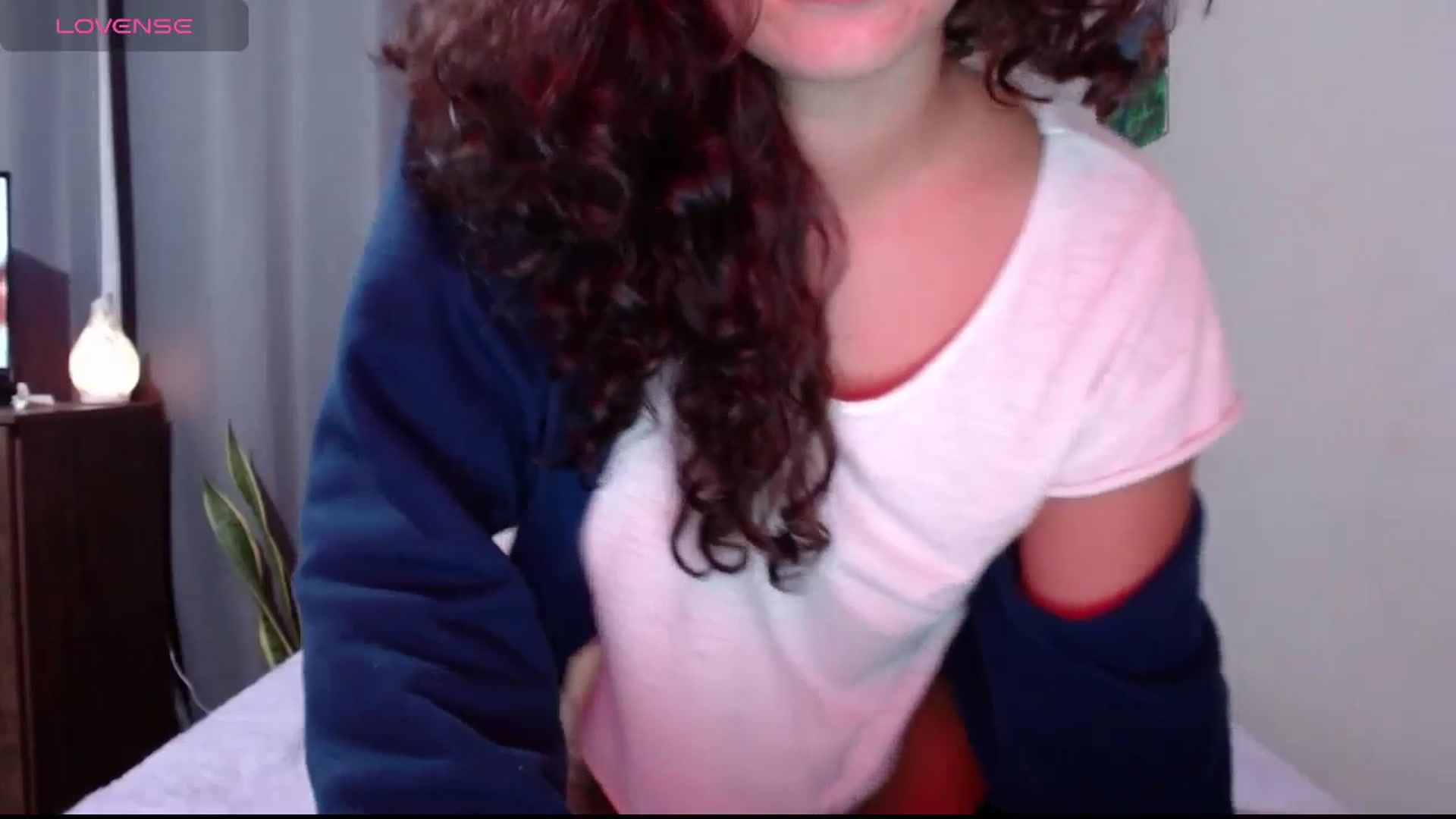 Gallery image thumbnail from Ariagaleo's myfreecams stream on, 05/20/2024, 05:17 image 8 of 20