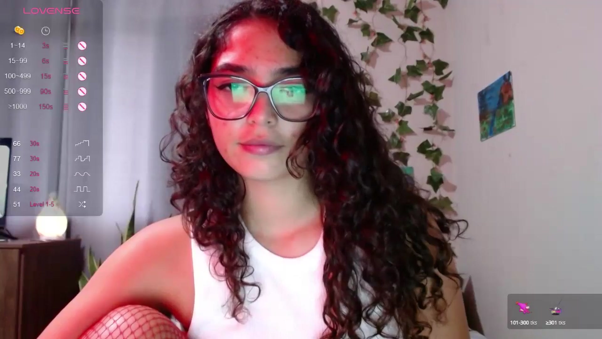 Gallery image thumbnail from Ariagaleo's myfreecams stream on, 05/22/2024, 20:18 image 8 of 20