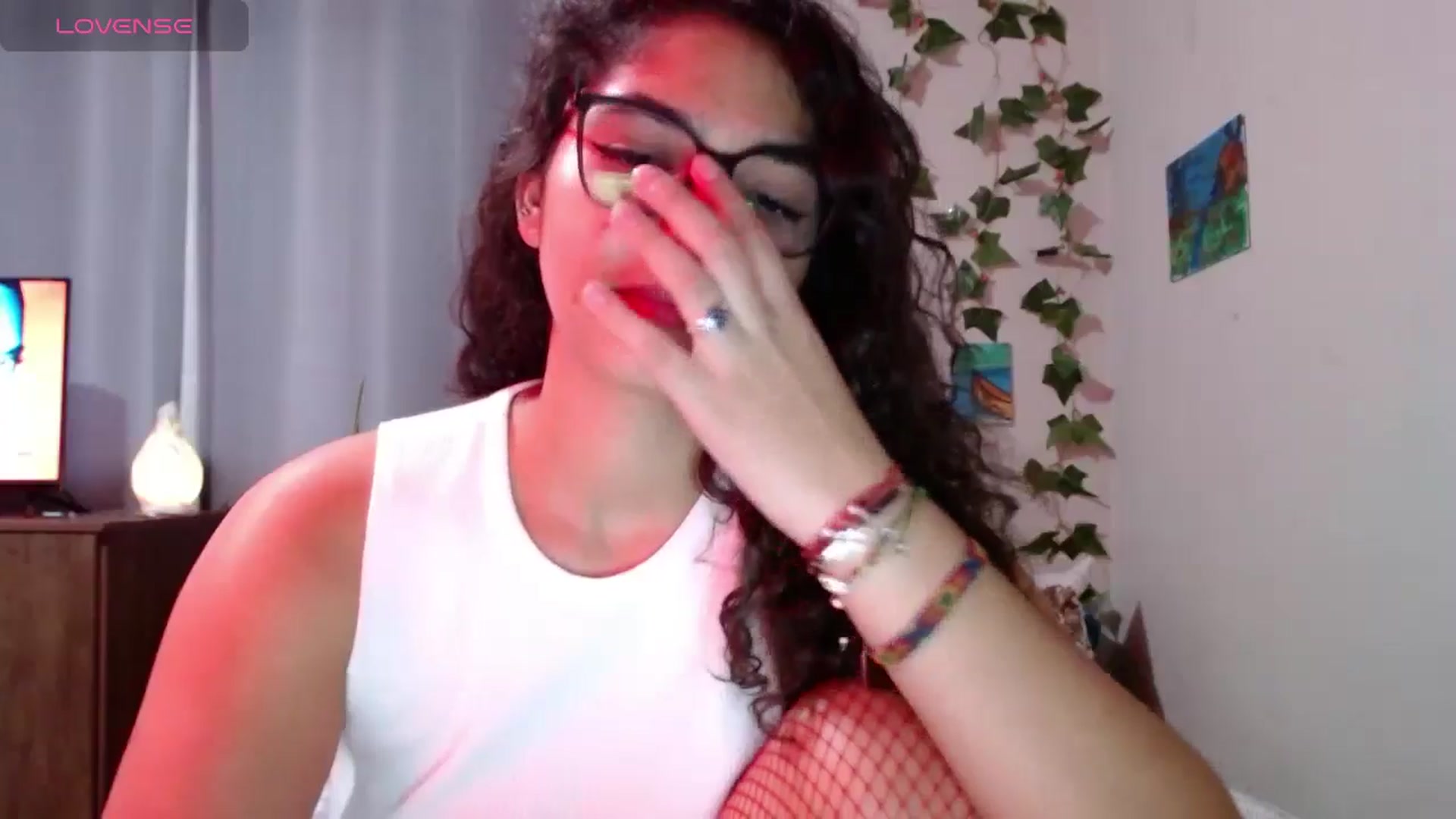 Gallery image thumbnail from Ariagaleo's myfreecams stream on, 05/22/2024, 21:44 image 17 of 20
