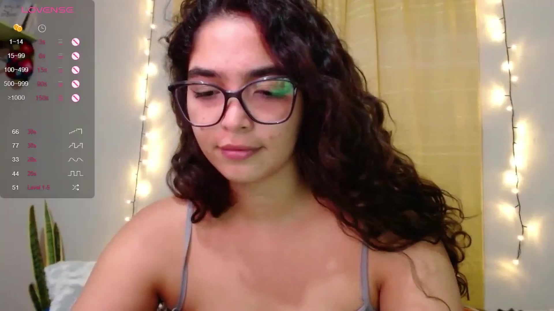 Gallery image thumbnail from Ariagaleo's myfreecams stream on, 05/23/2024, 22:04 image 14 of 20