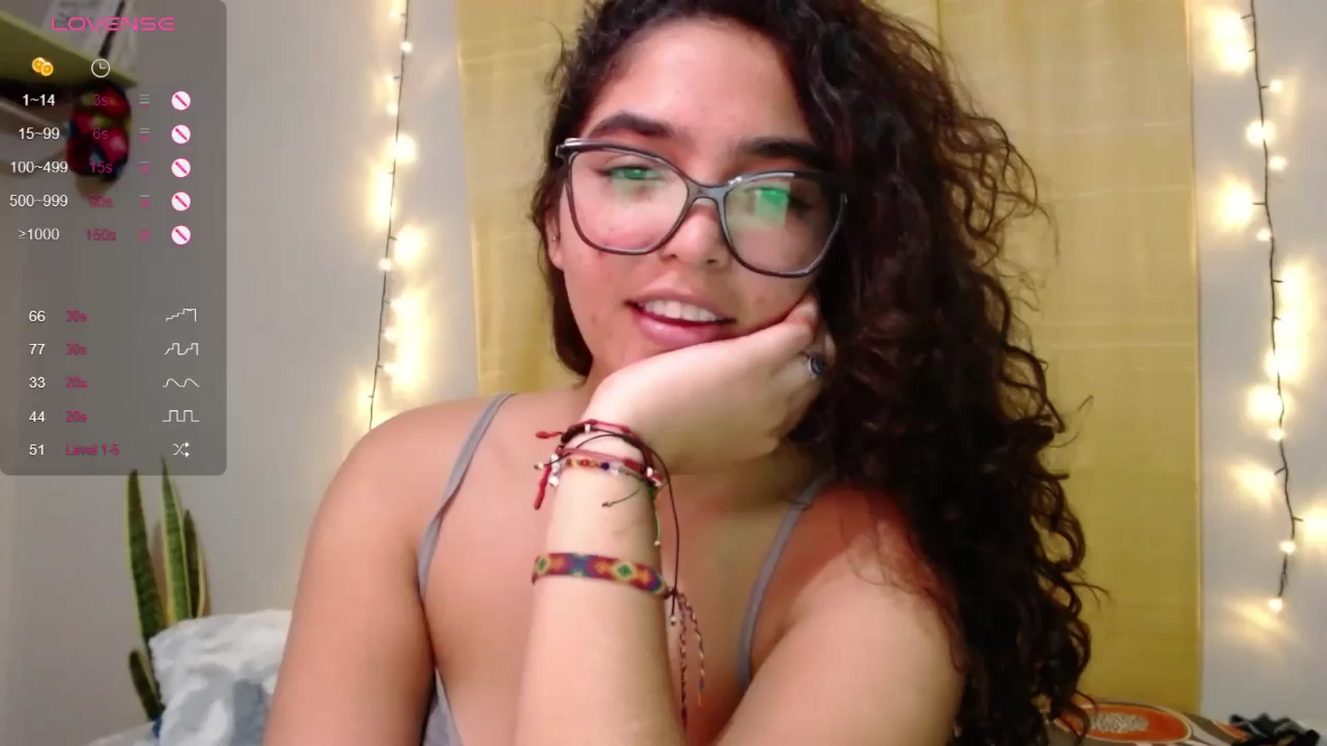 Gallery image thumbnail from Ariagaleo's myfreecams stream on, 05/24/2024, 24:52 image 15 of 20