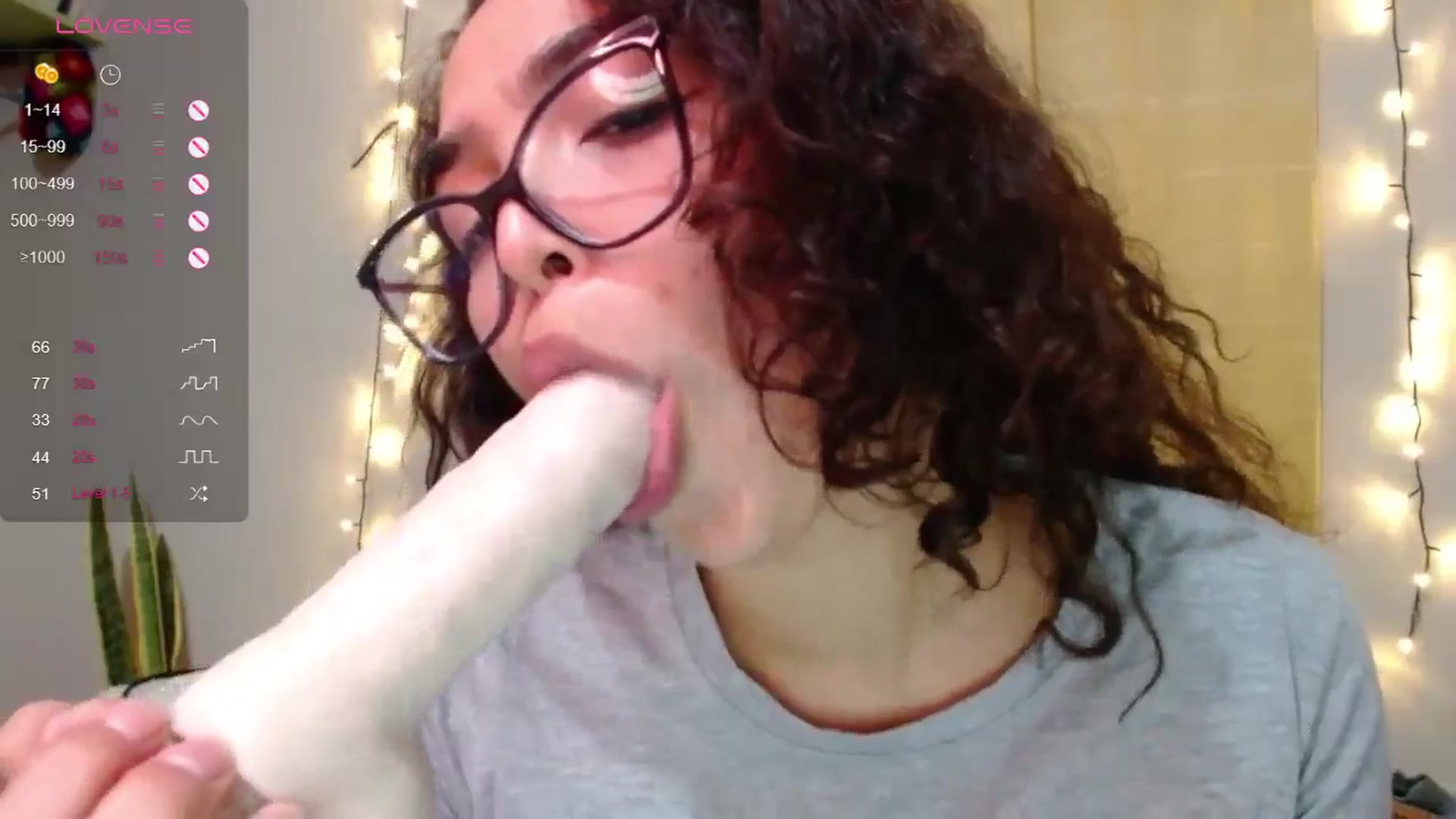 Gallery image thumbnail from Ariagaleo's myfreecams stream on, 05/24/2024, 02:36 image 12 of 20