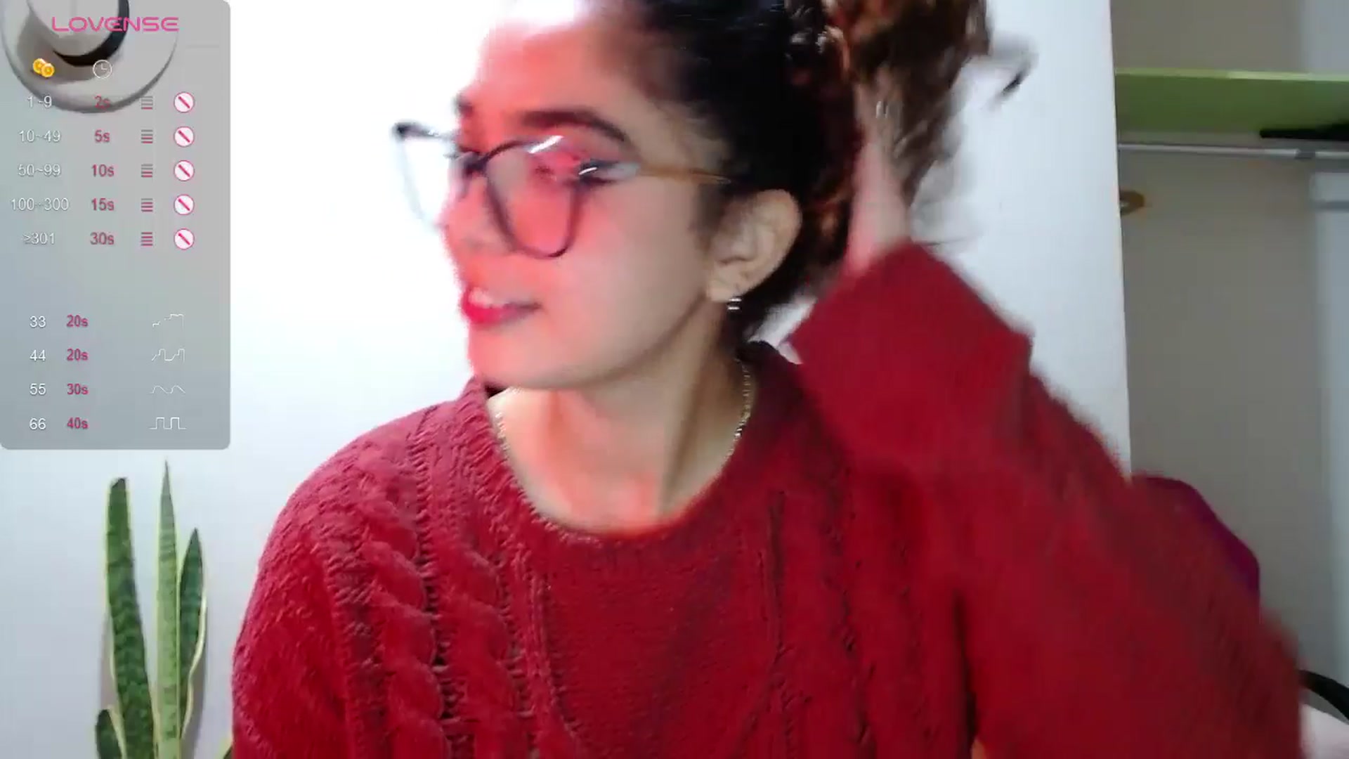 Gallery image thumbnail from Ariagaleo's myfreecams stream on, 06/11/2024, 20:14 image 16 of 20